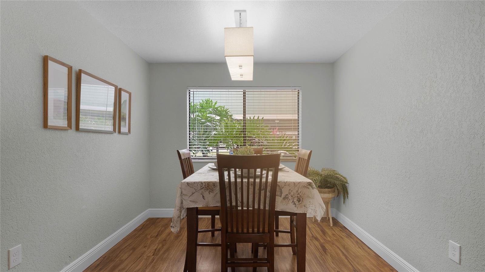 Image 4 of 27 For 524 Sun Valley Village 105