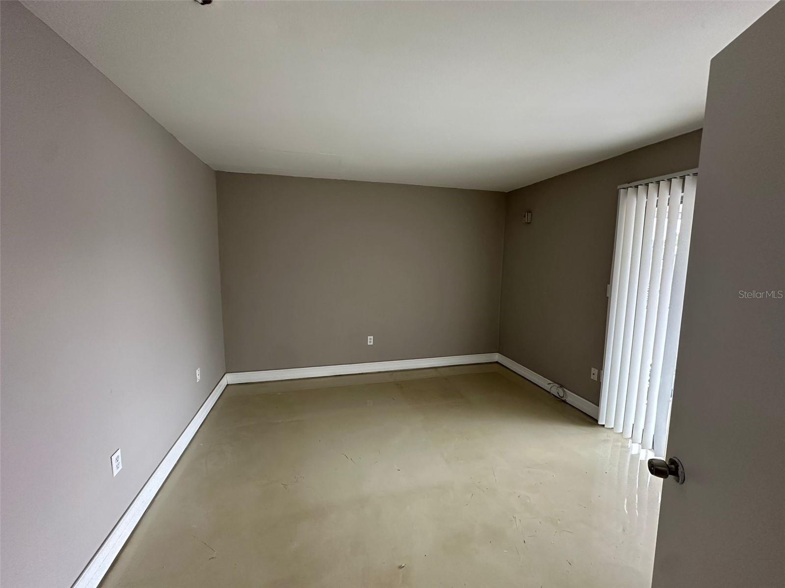 Image 7 of 30 For 1830 Maravilla Avenue 320