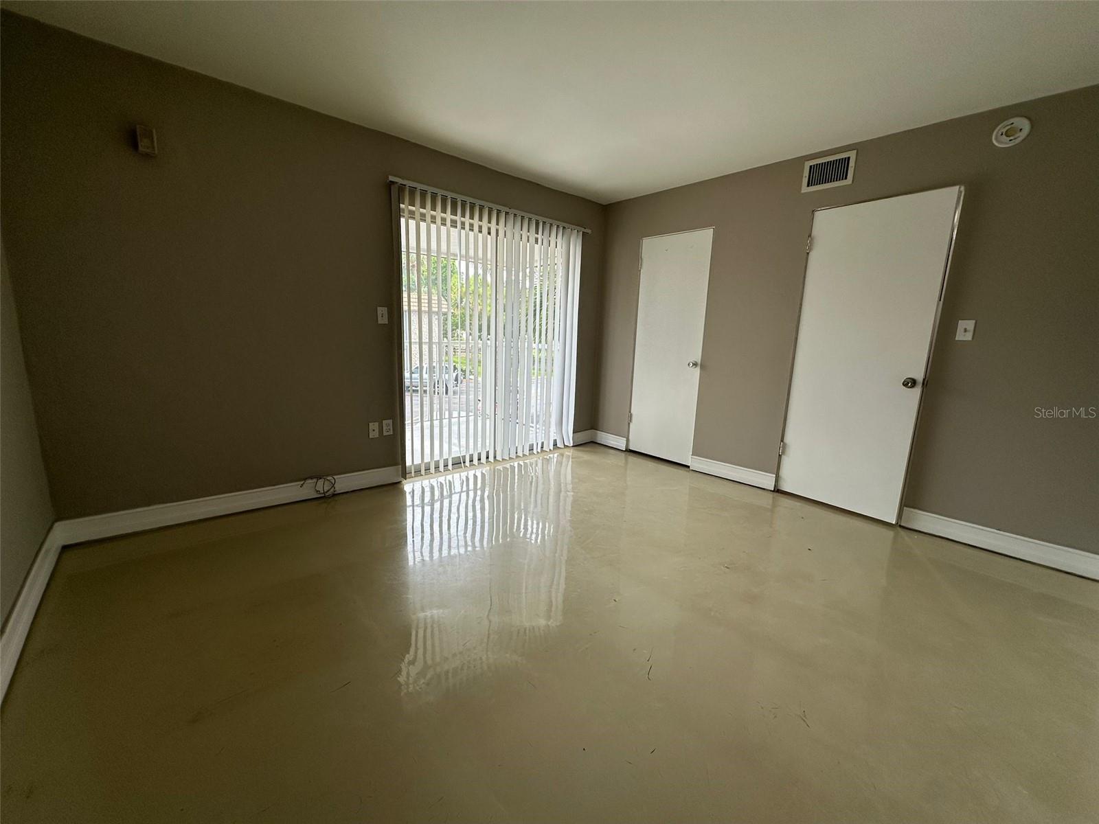 Image 8 of 30 For 1830 Maravilla Avenue 320