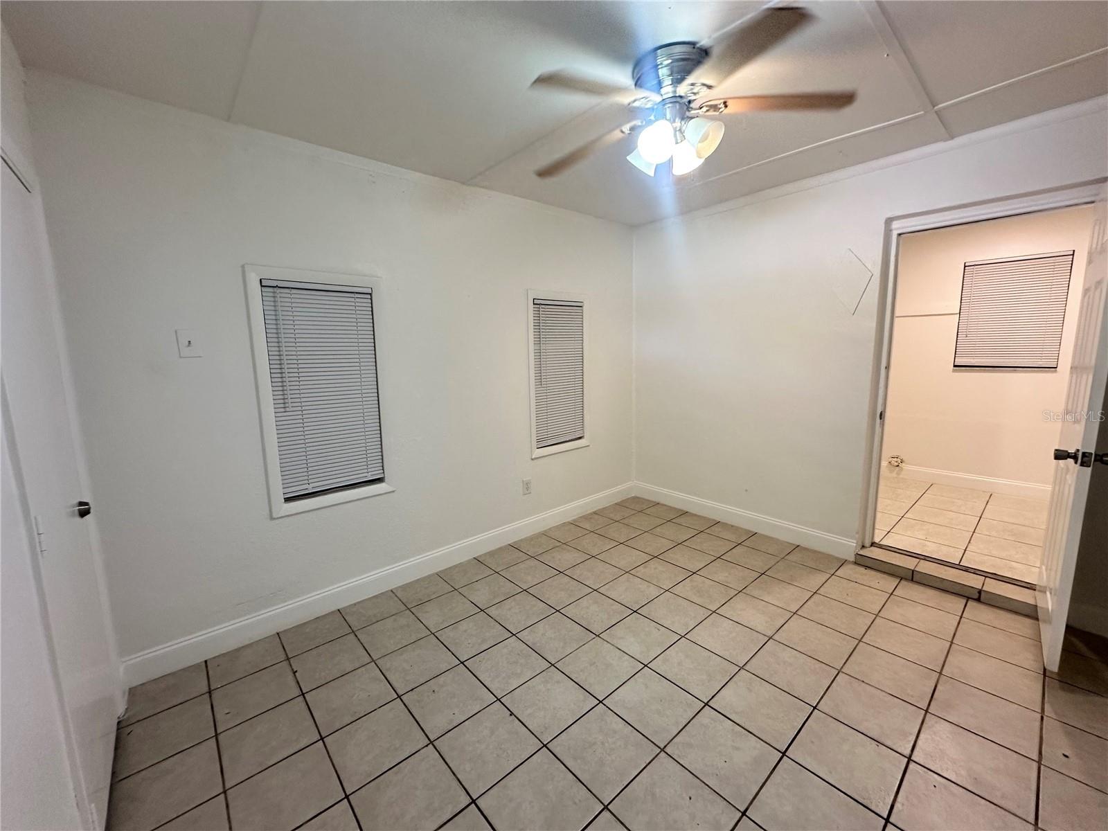 Listing photo id 9 for 4523 Prince Hall Boulevard