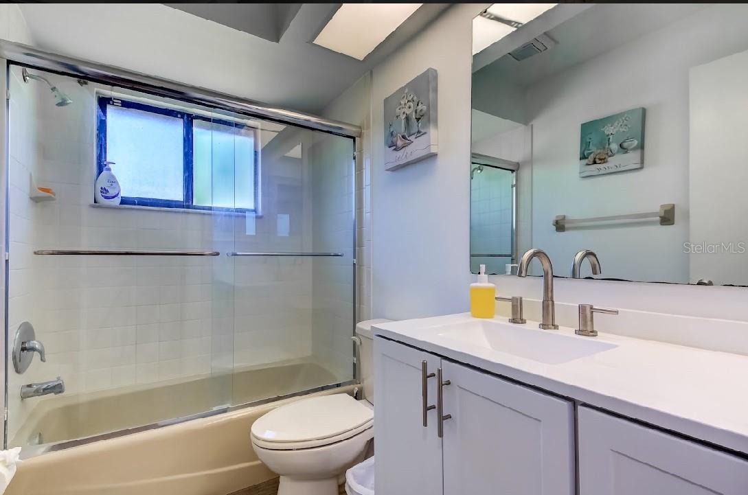 Image 37 of 49 For 2932 Lexington Street