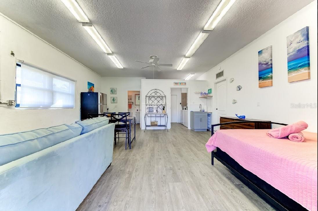 Image 42 of 49 For 2932 Lexington Street