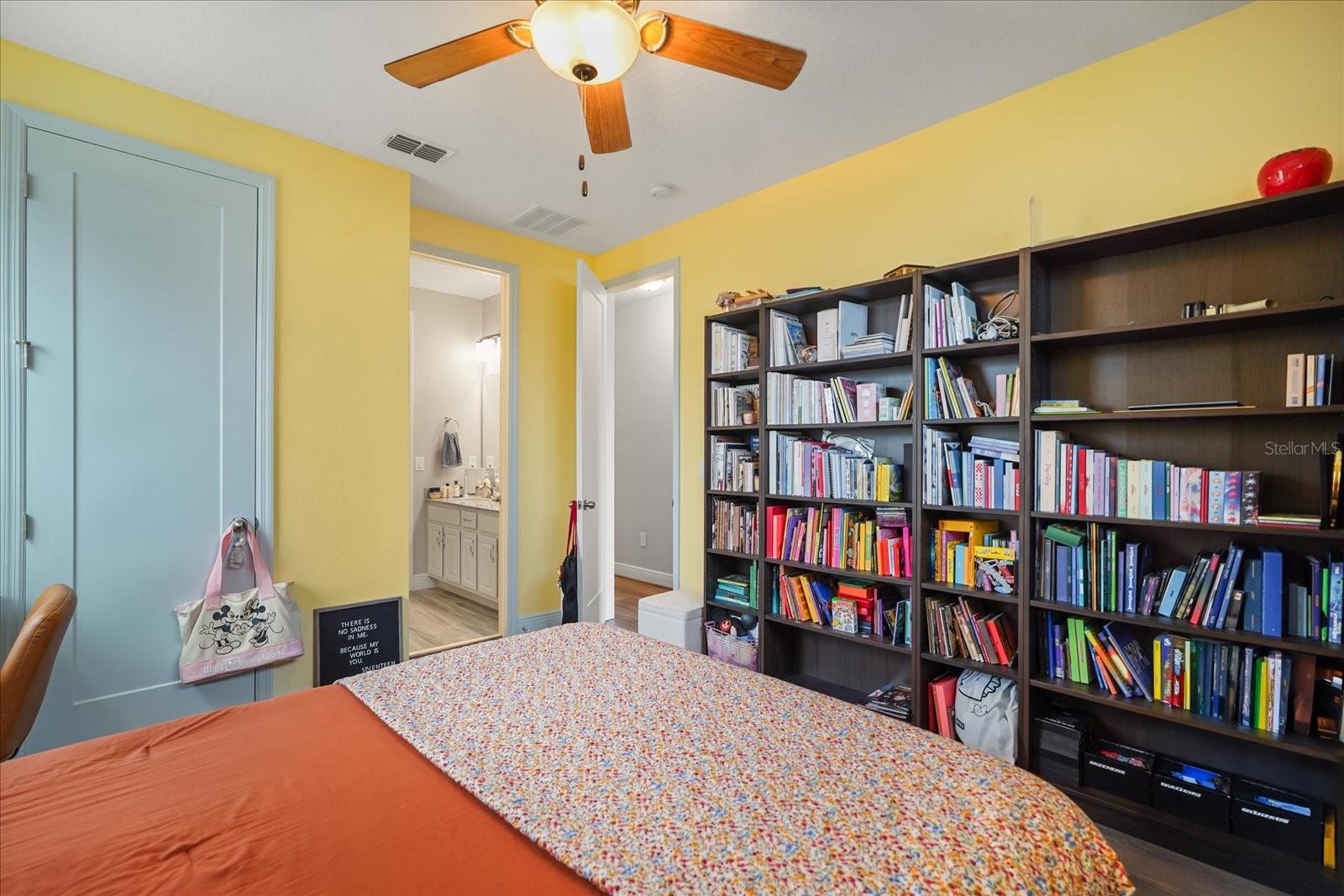 Image 33 of 45 For 2506 Volunteer Avenue