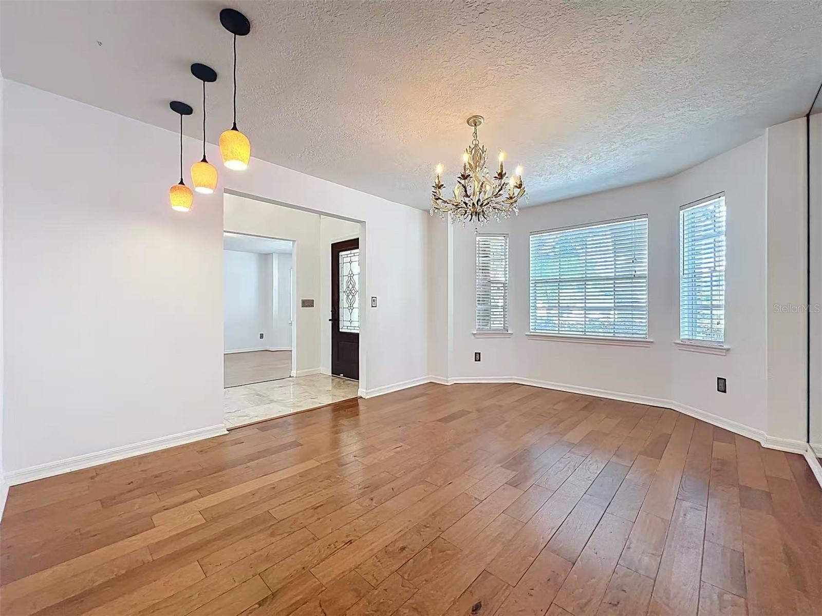 Image 10 of 73 For 9144 Galleon Court