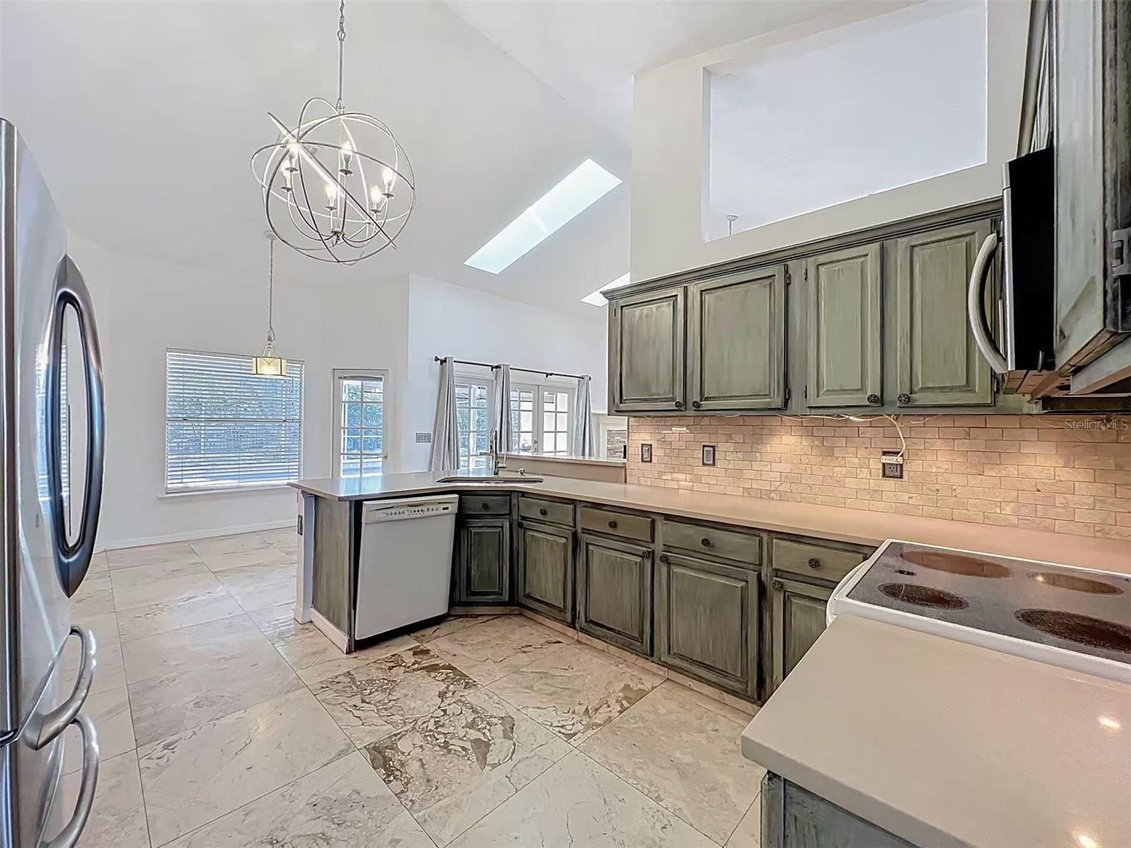 Image 19 of 73 For 9144 Galleon Court