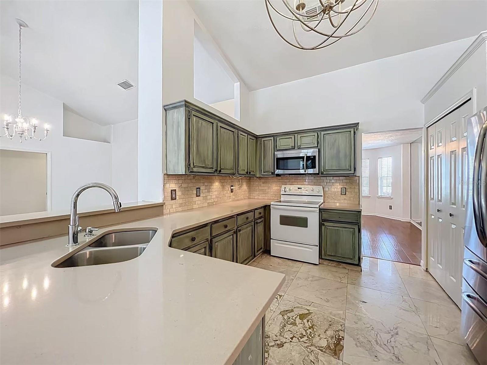 Image 24 of 73 For 9144 Galleon Court