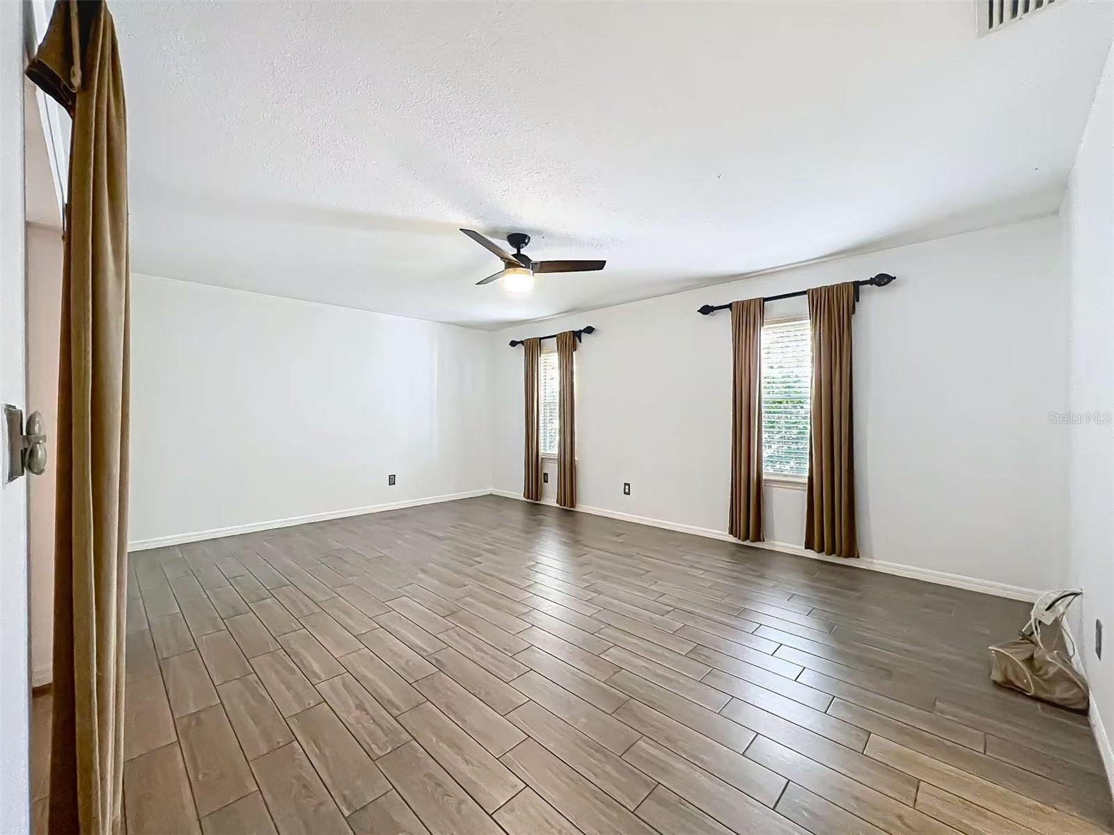 Image 29 of 73 For 9144 Galleon Court