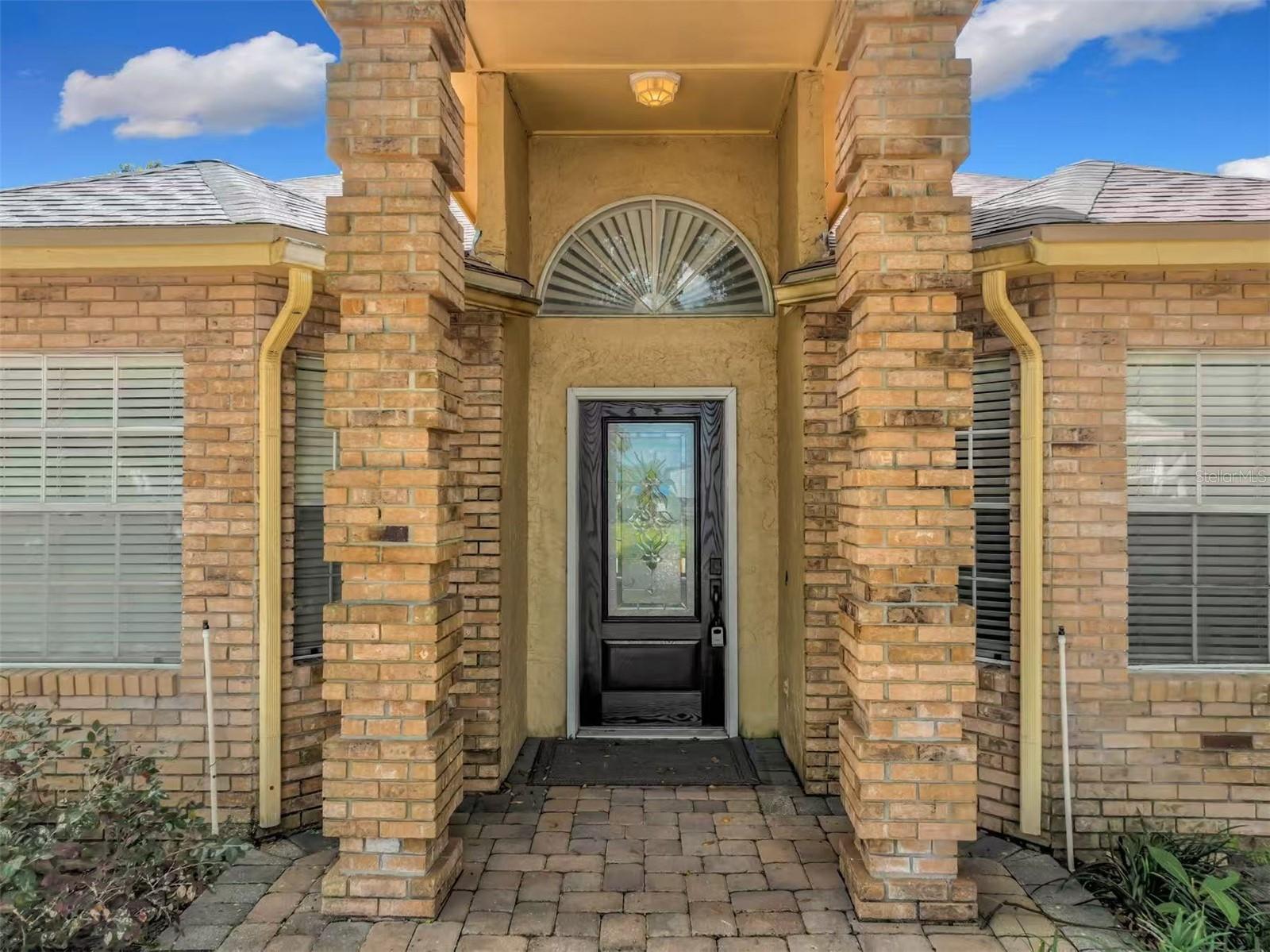 Image 4 of 73 For 9144 Galleon Court