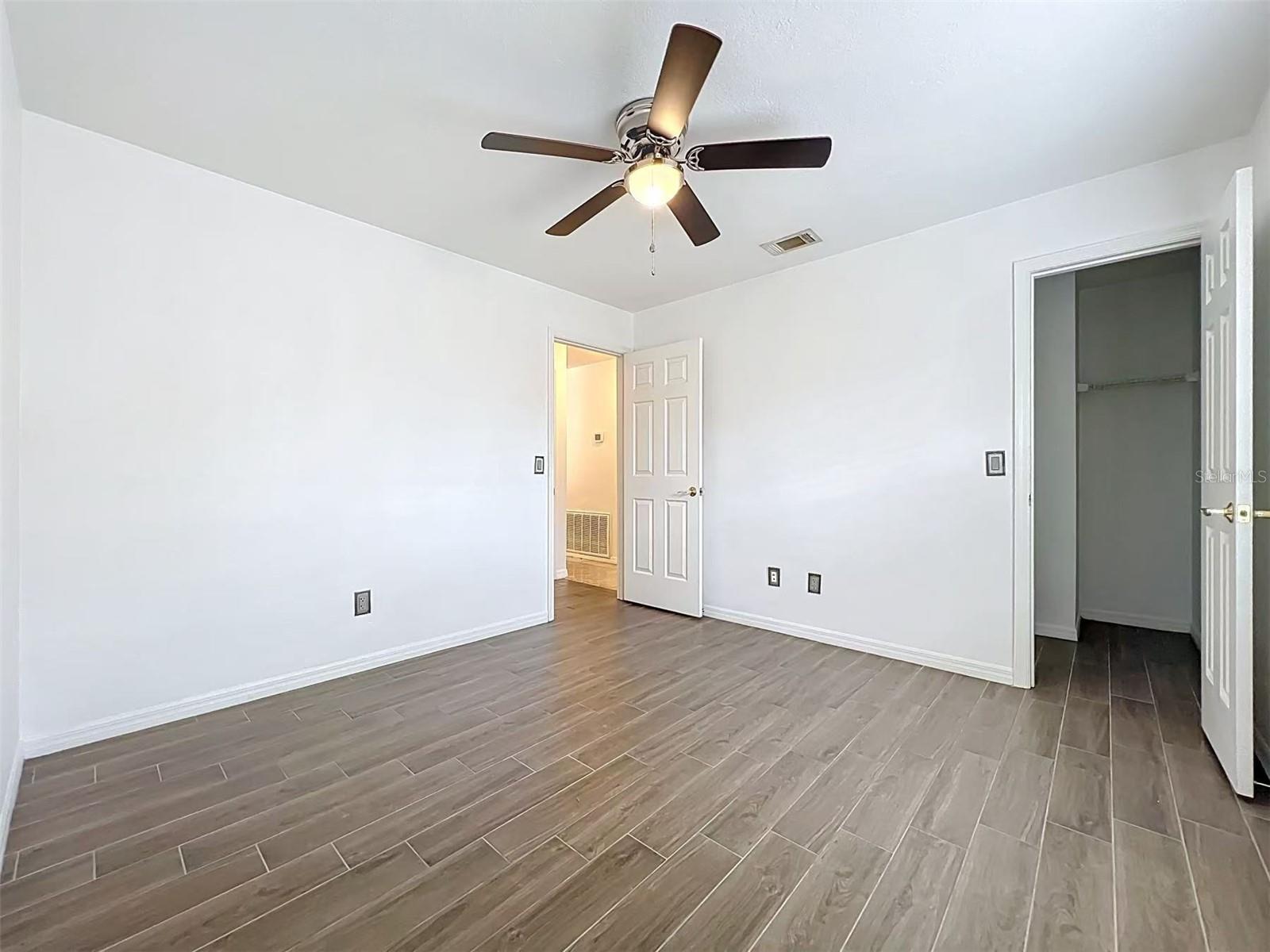 Image 40 of 73 For 9144 Galleon Court