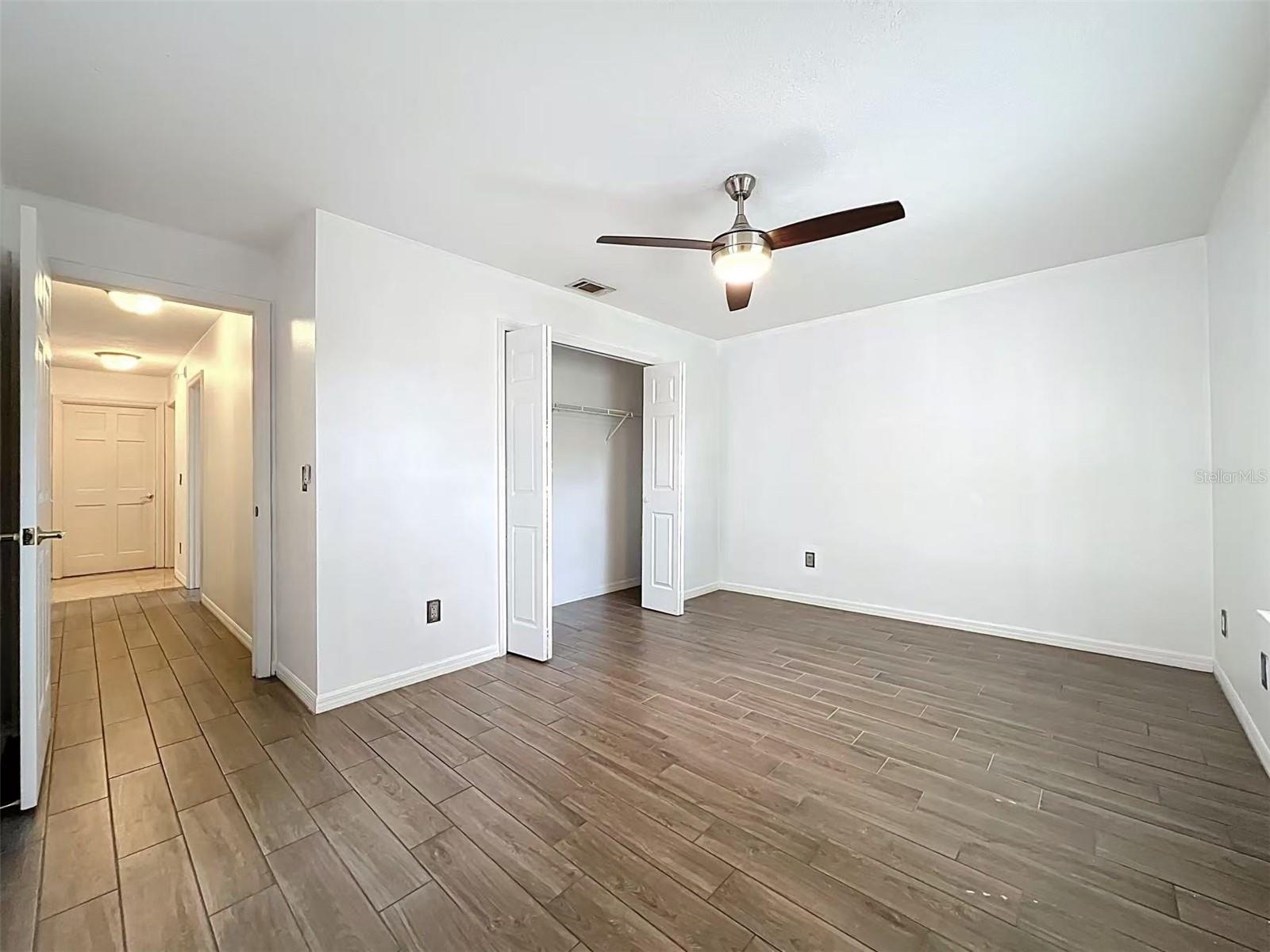 Image 42 of 73 For 9144 Galleon Court