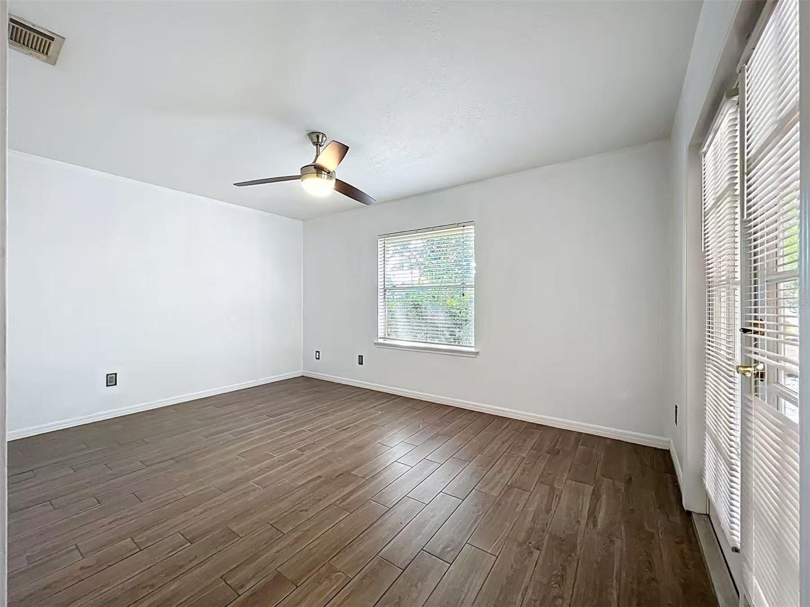 Image 43 of 73 For 9144 Galleon Court