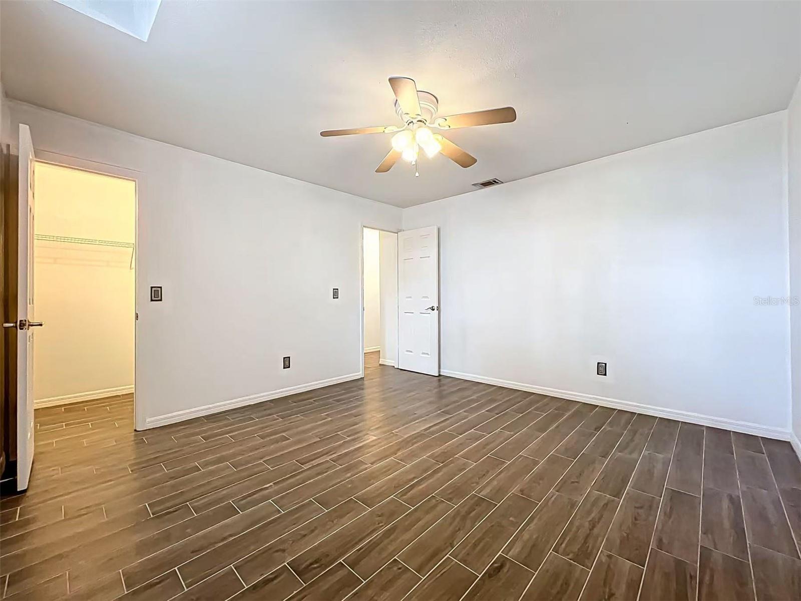 Image 44 of 73 For 9144 Galleon Court