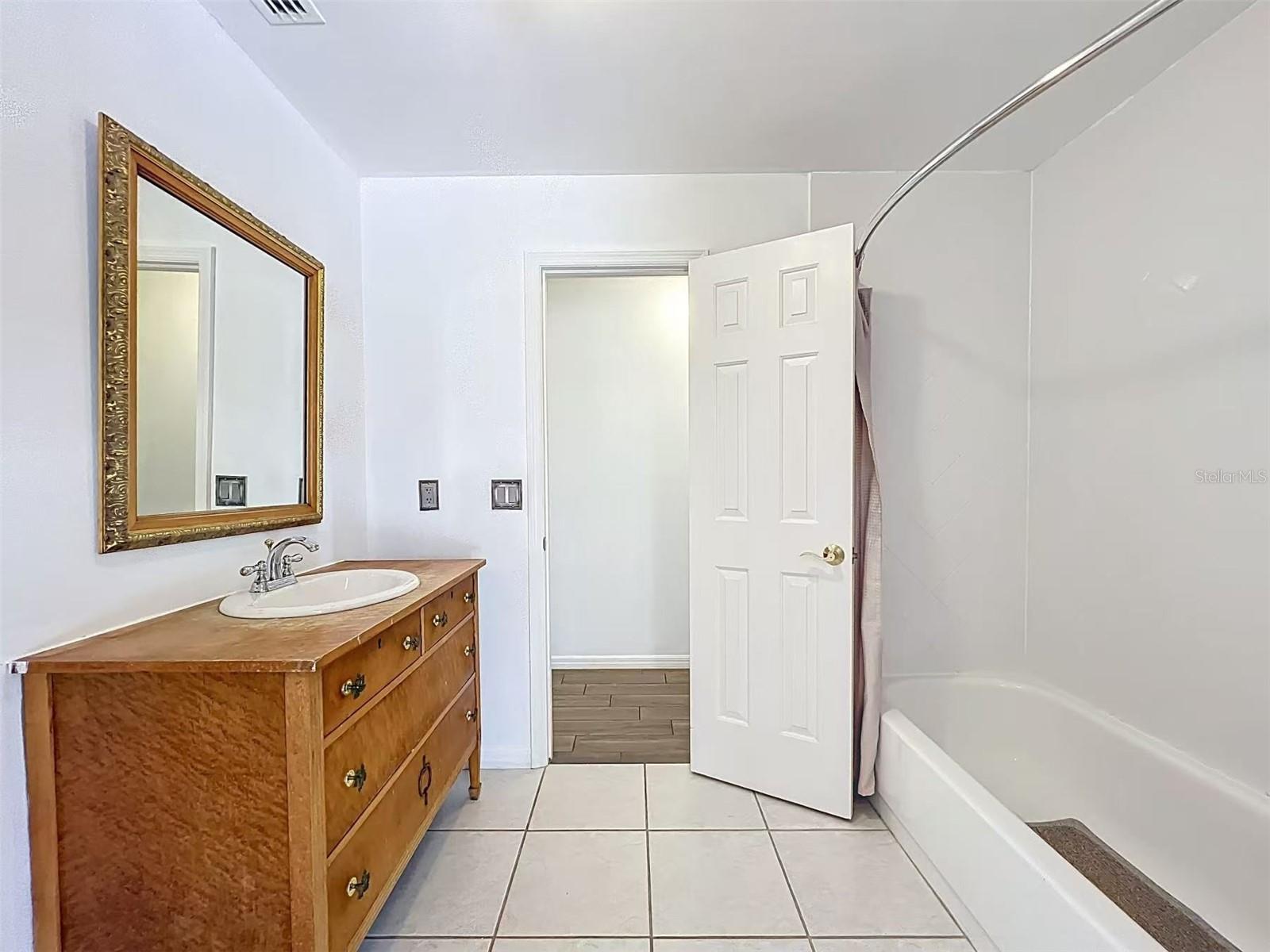 Image 49 of 73 For 9144 Galleon Court