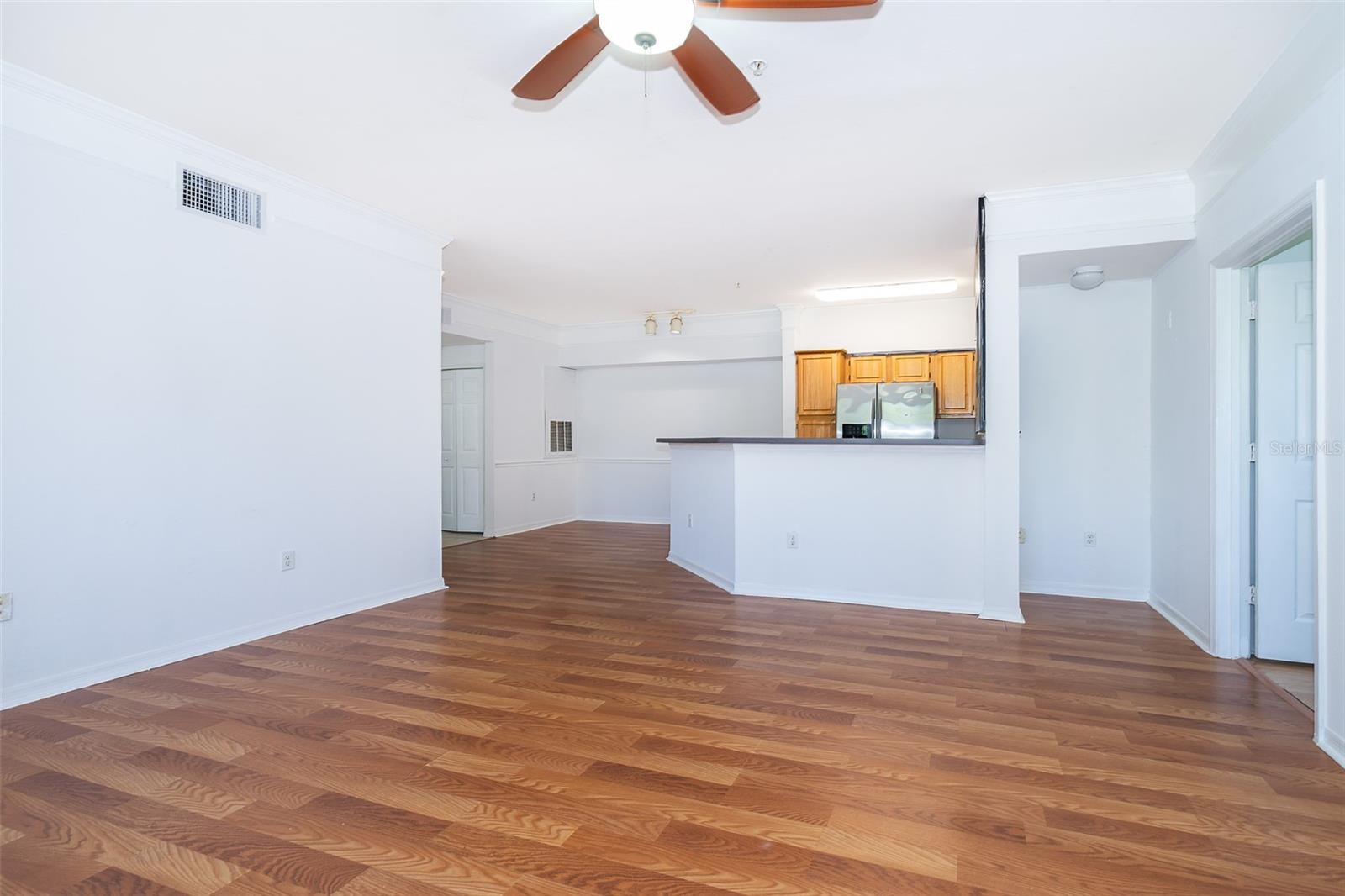 Image 10 of 26 For 6413 Astor Village Avenue 206