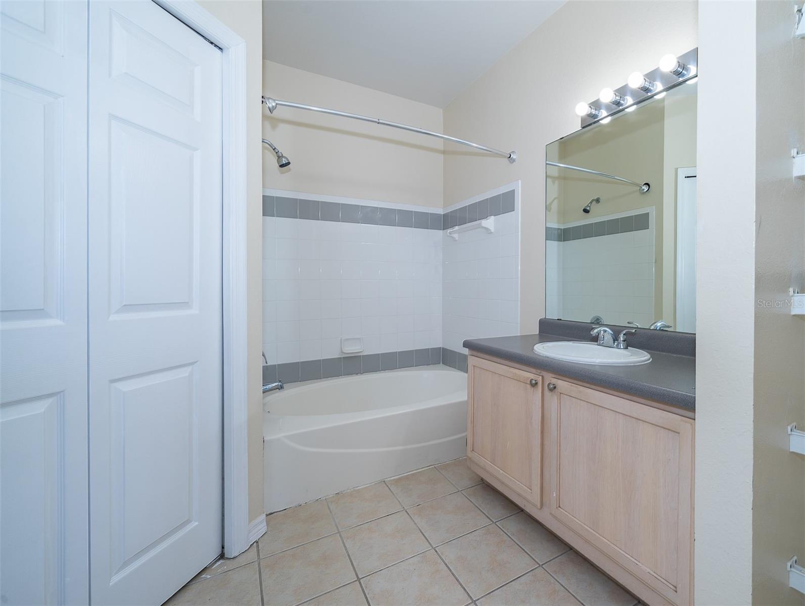 Image 16 of 26 For 6413 Astor Village Avenue 206