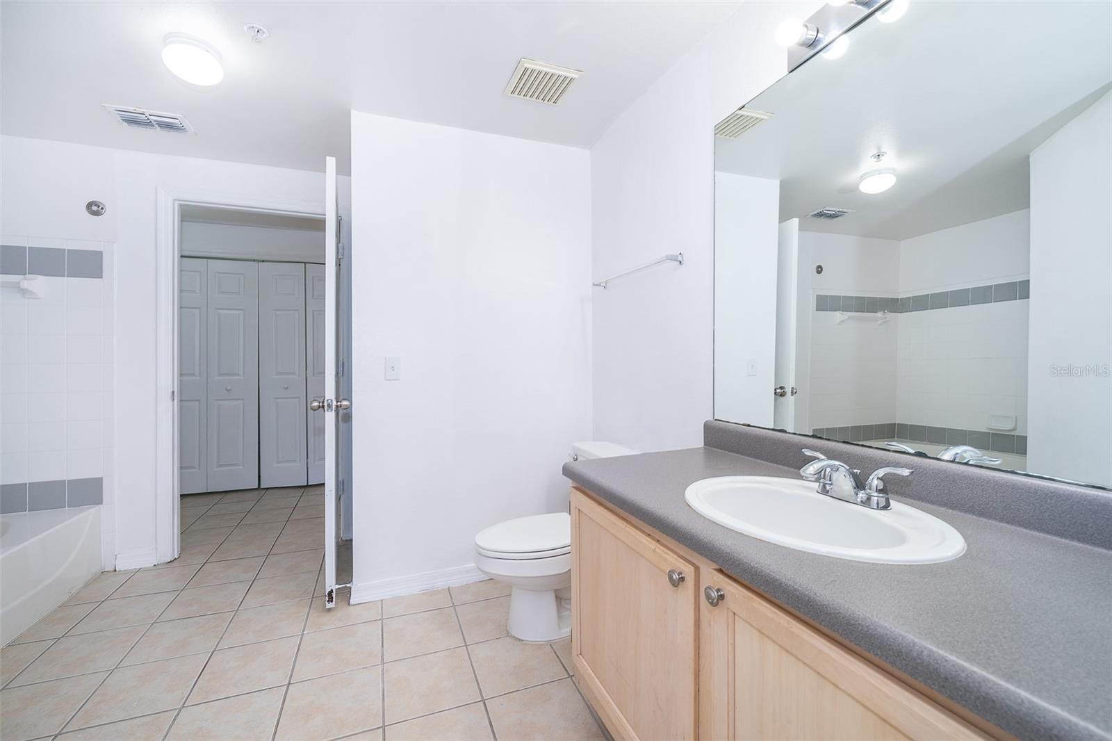 Image 22 of 26 For 6413 Astor Village Avenue 206