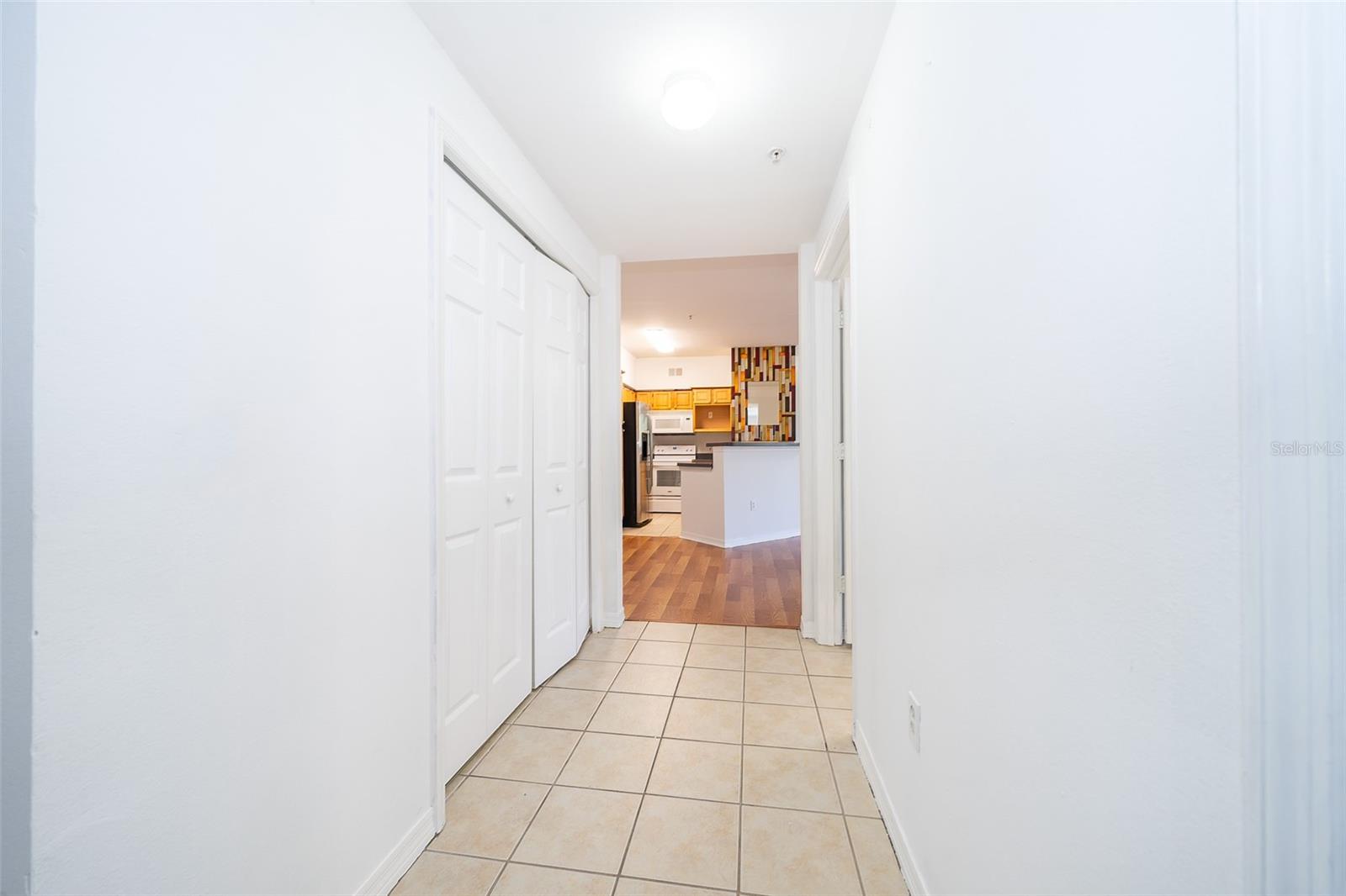 Image 4 of 26 For 6413 Astor Village Avenue 206