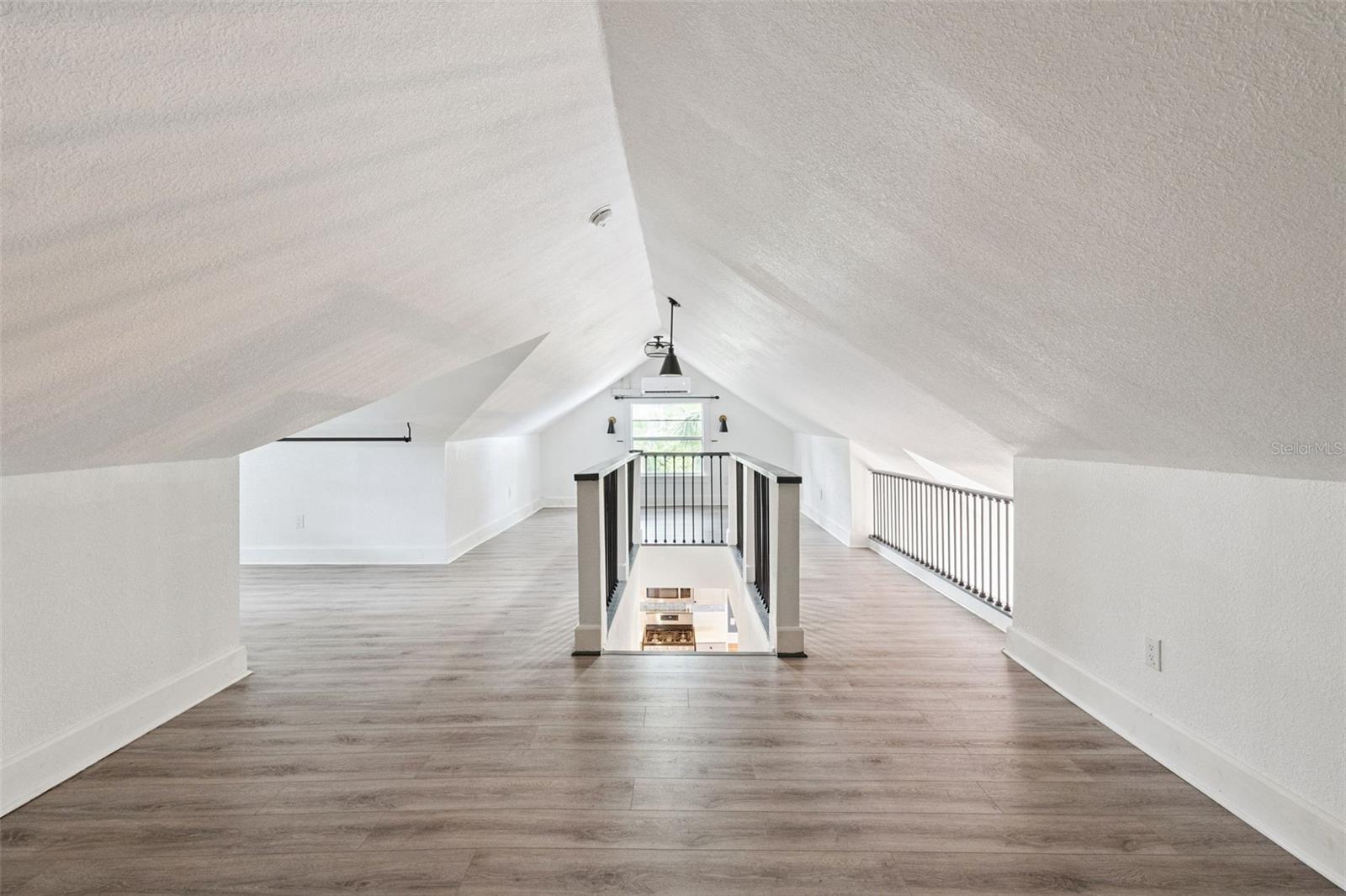 Image 16 of 29 For 1016 Washington Avenue