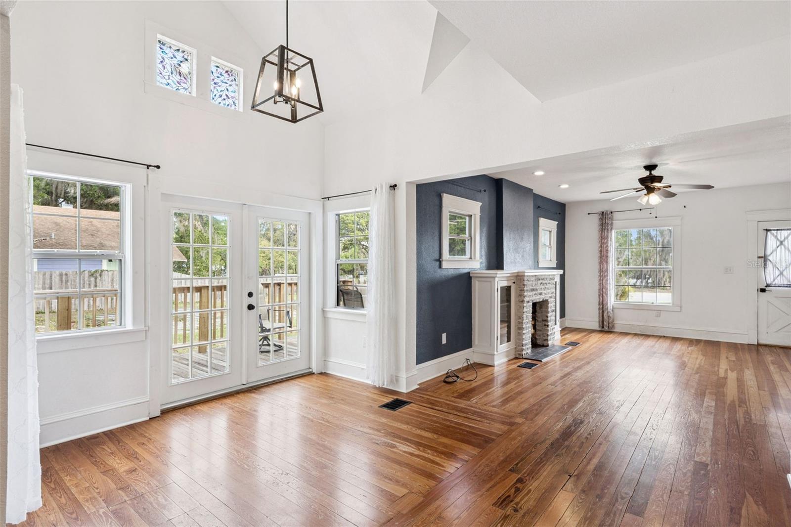 Image 3 of 29 For 1016 Washington Avenue