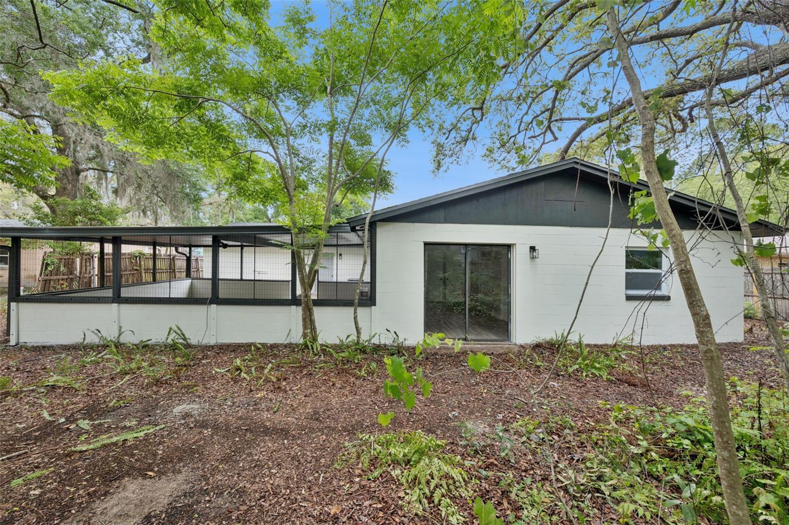 Image 28 of 34 For 330 Marjorie Boulevard