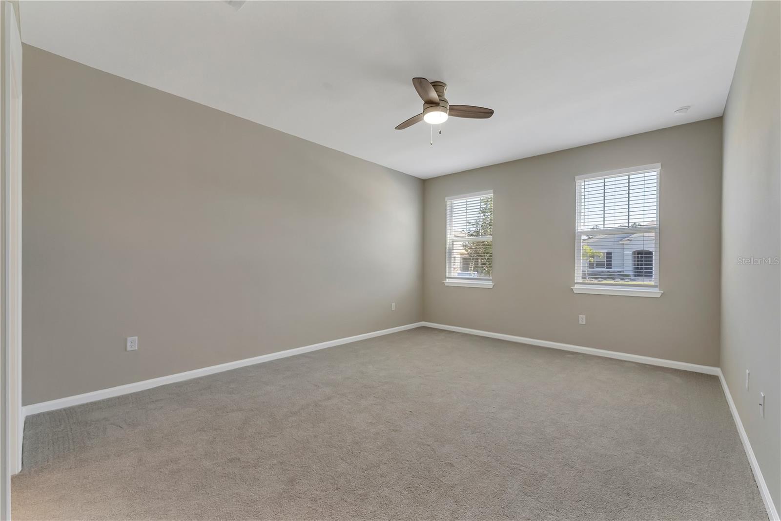 Image 12 of 34 For 4441 Lions Gate Avenue