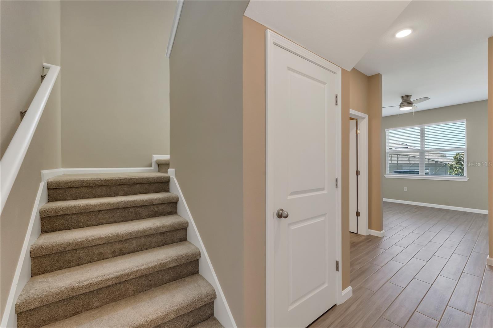 Image 17 of 34 For 4441 Lions Gate Avenue