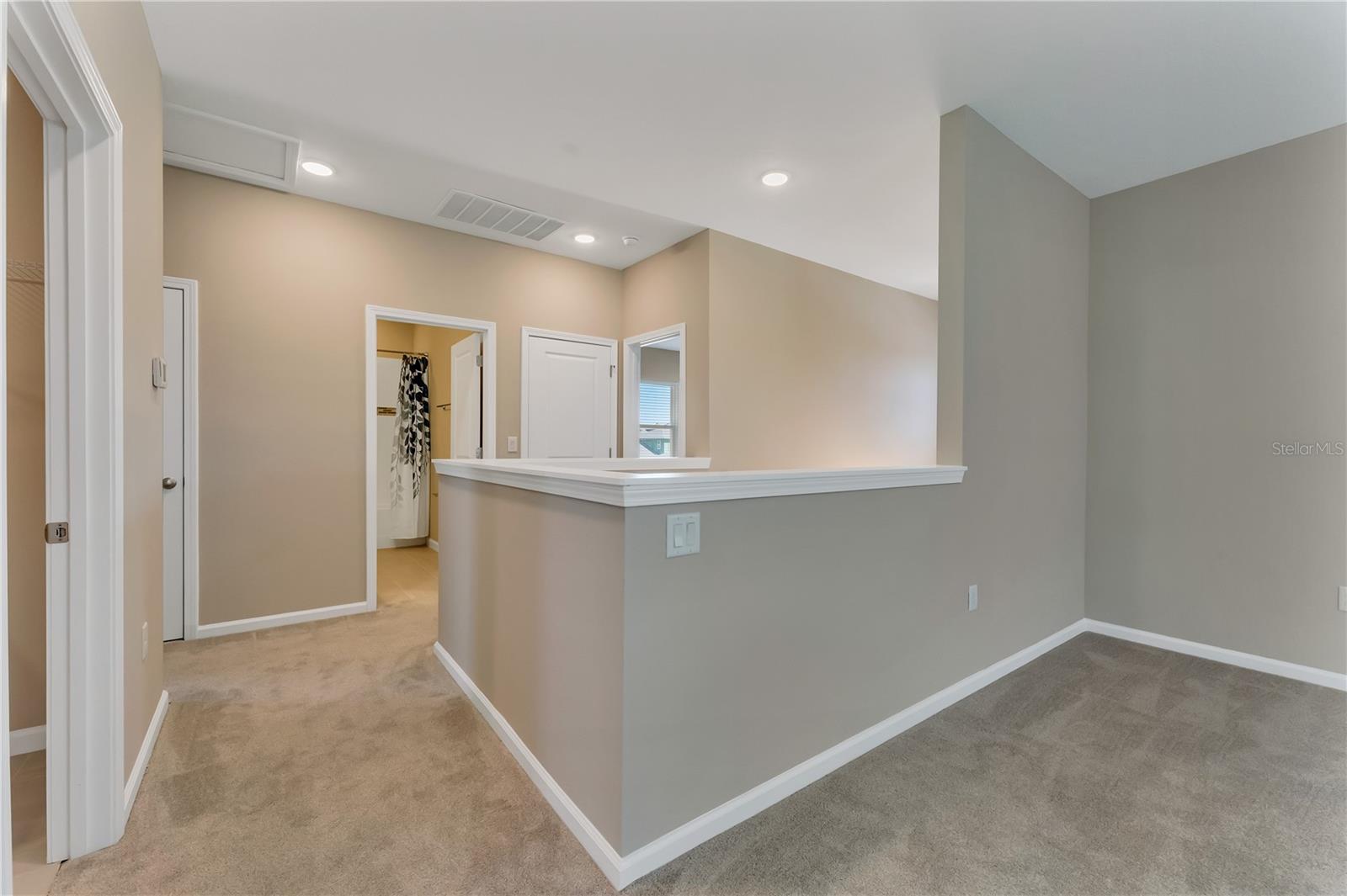 Image 27 of 34 For 4441 Lions Gate Avenue