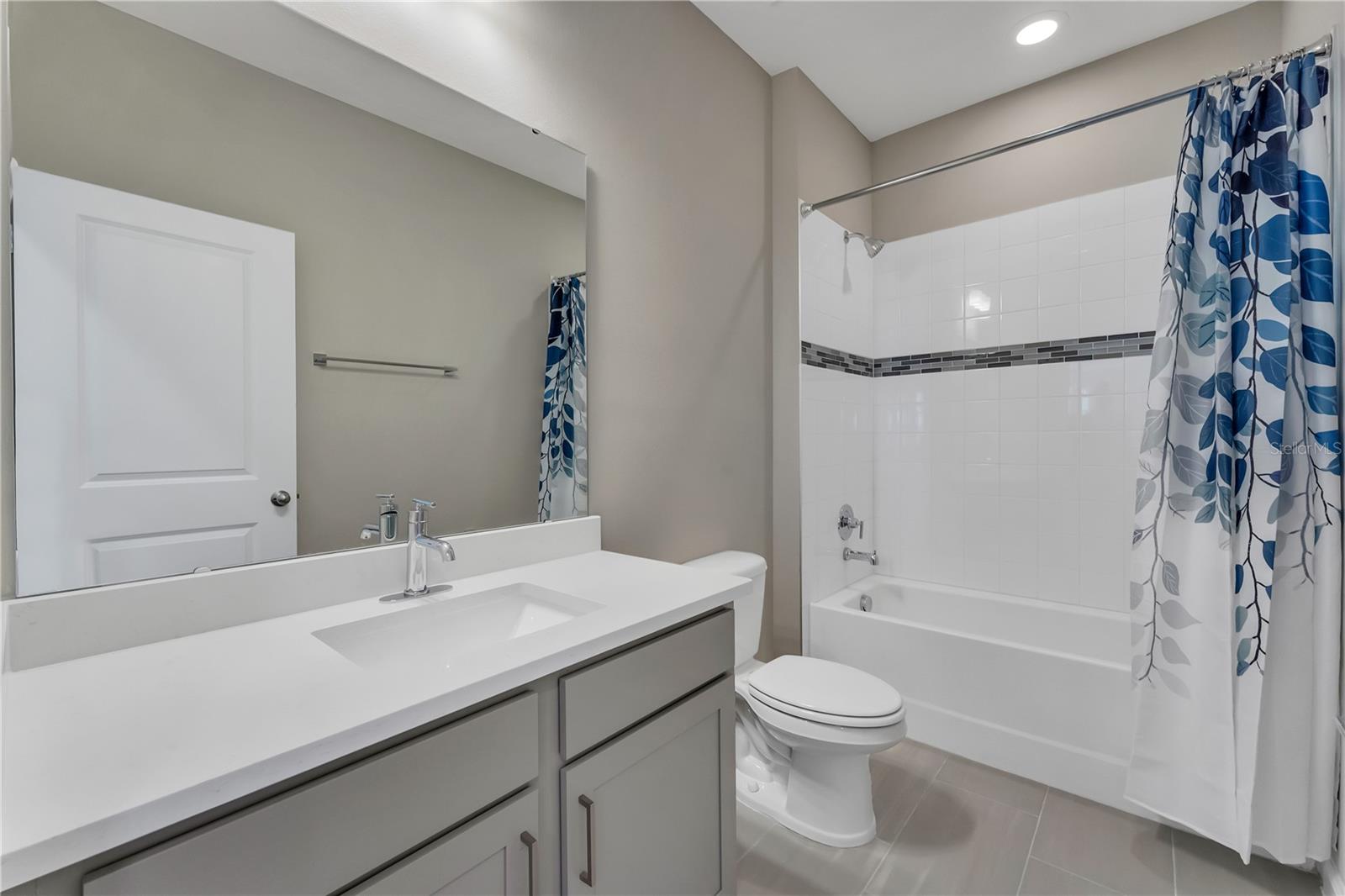 Image 29 of 34 For 4441 Lions Gate Avenue