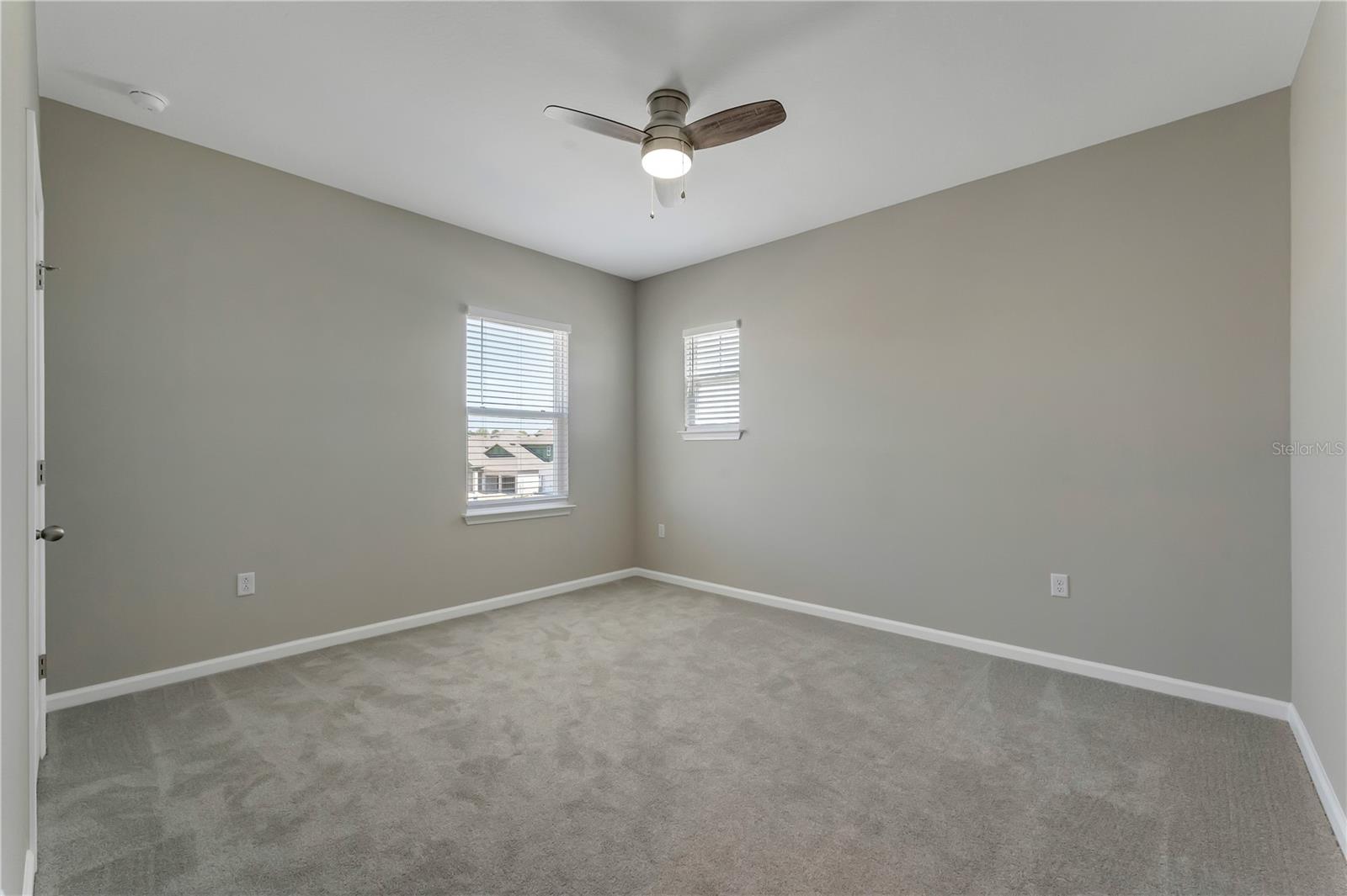 Image 30 of 34 For 4441 Lions Gate Avenue