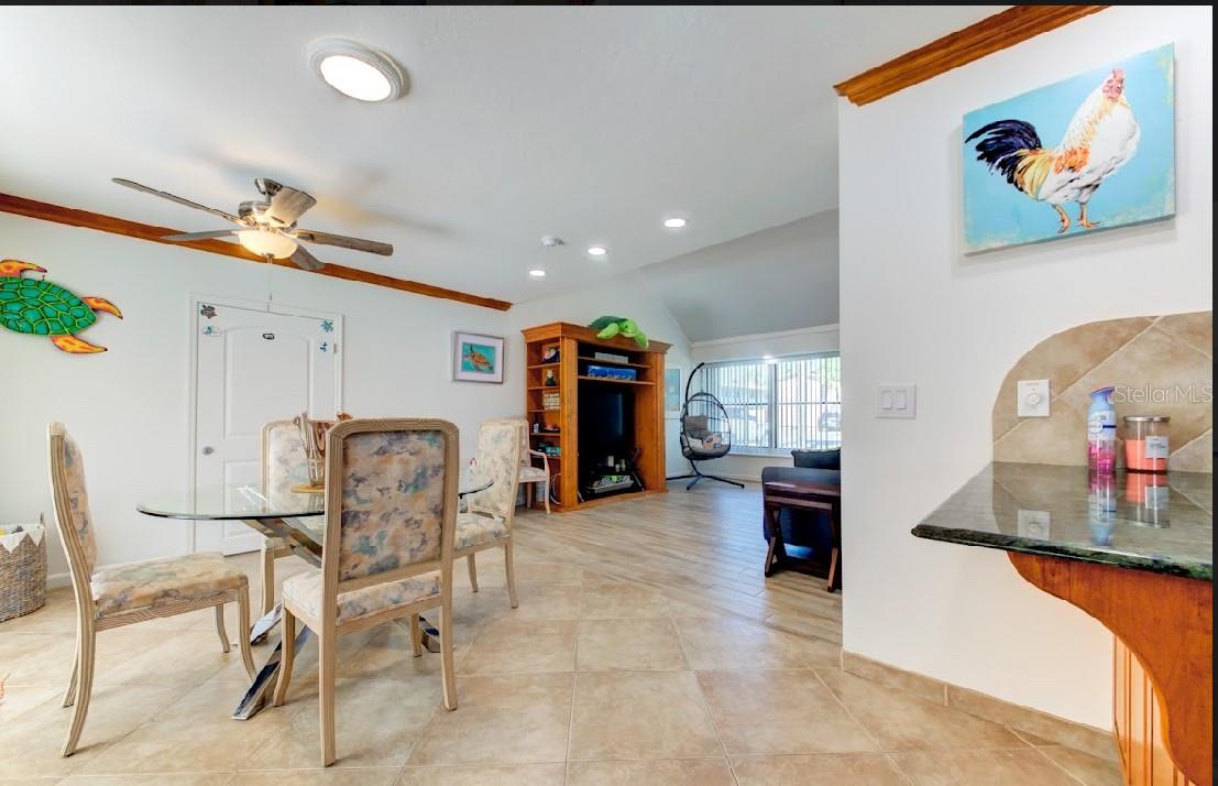 Image 11 of 47 For 2932 Lexington Street