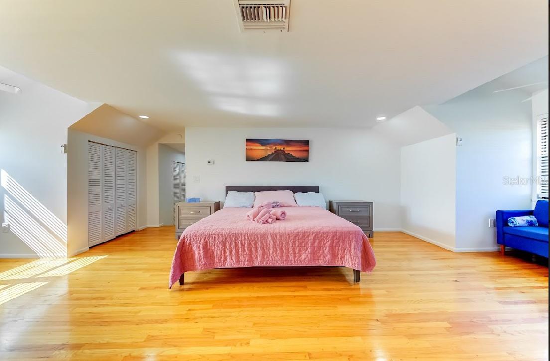 Image 23 of 47 For 2932 Lexington Street