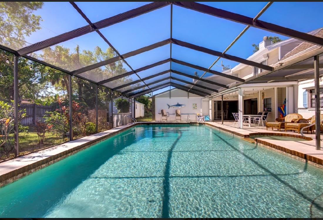 Image 3 of 47 For 2932 Lexington Street