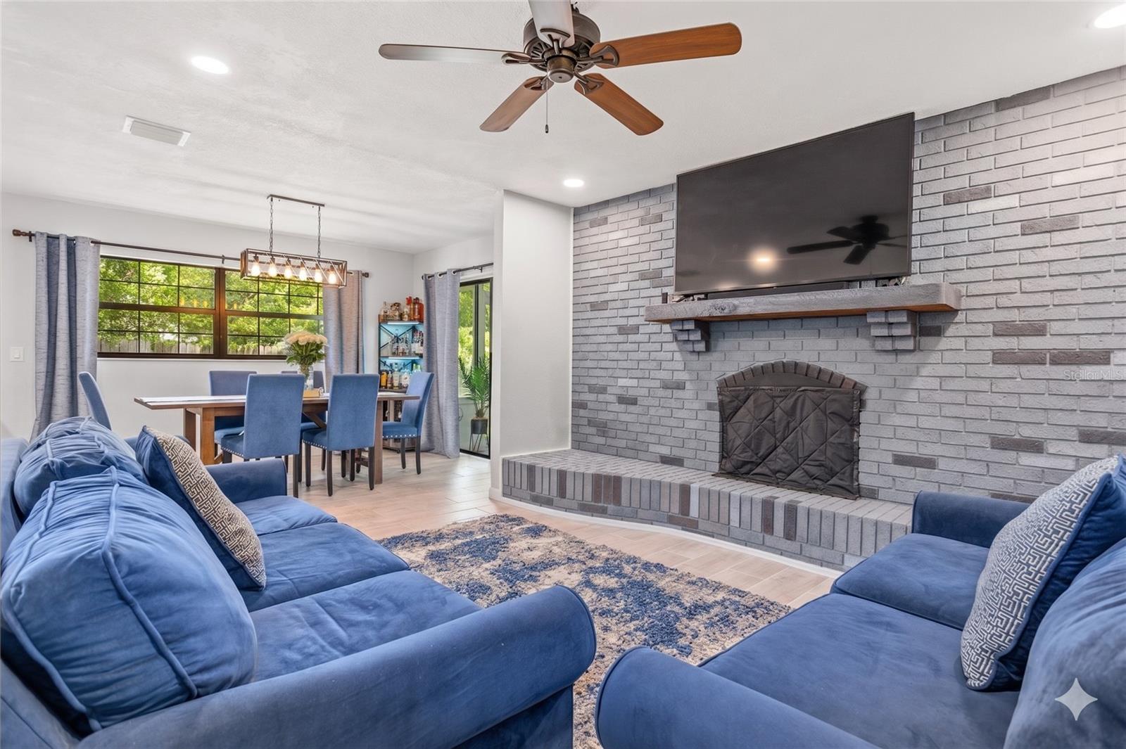 Image 10 of 27 For 354 Hickory Drive