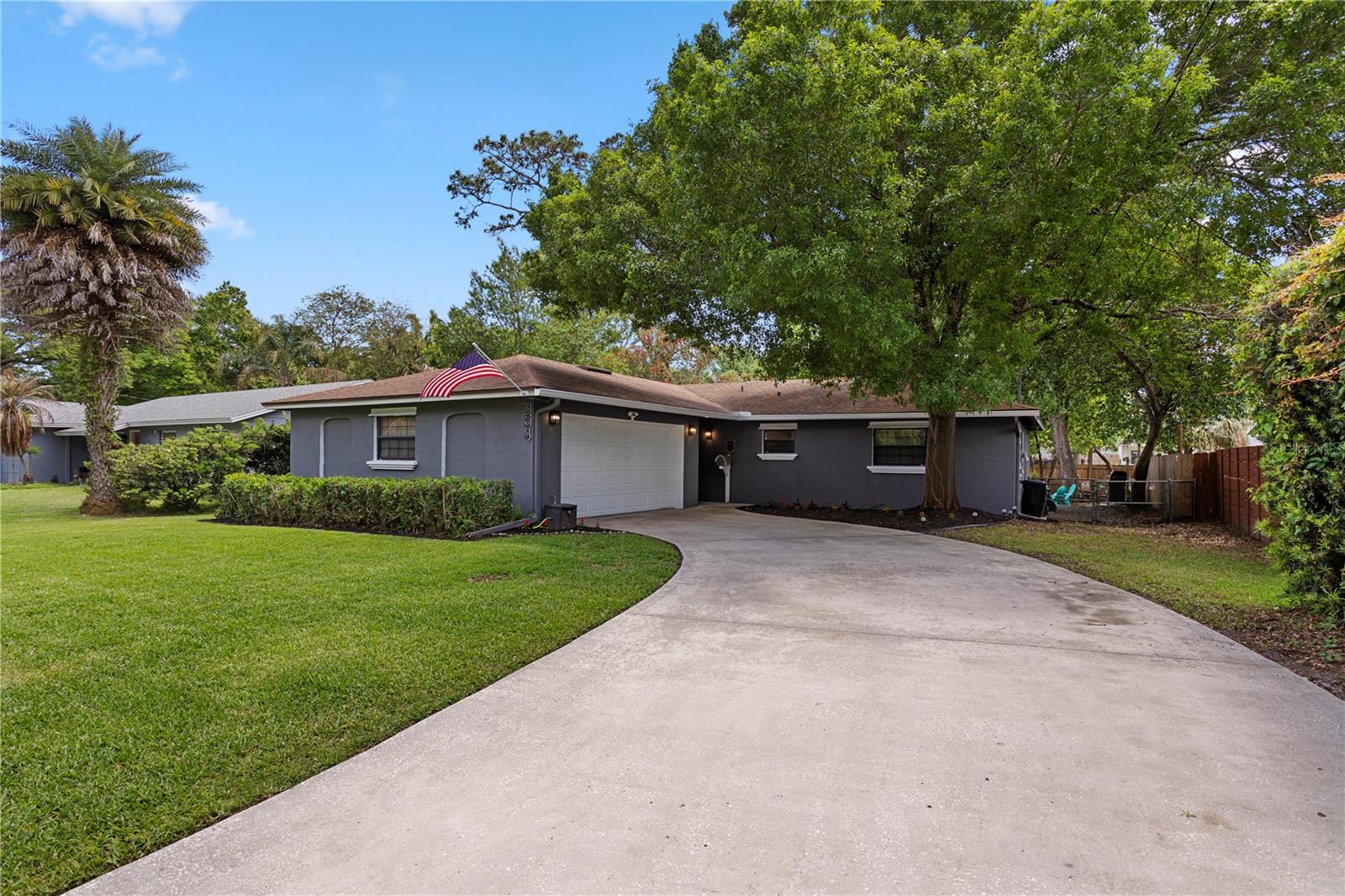 Image 2 of 27 For 354 Hickory Drive