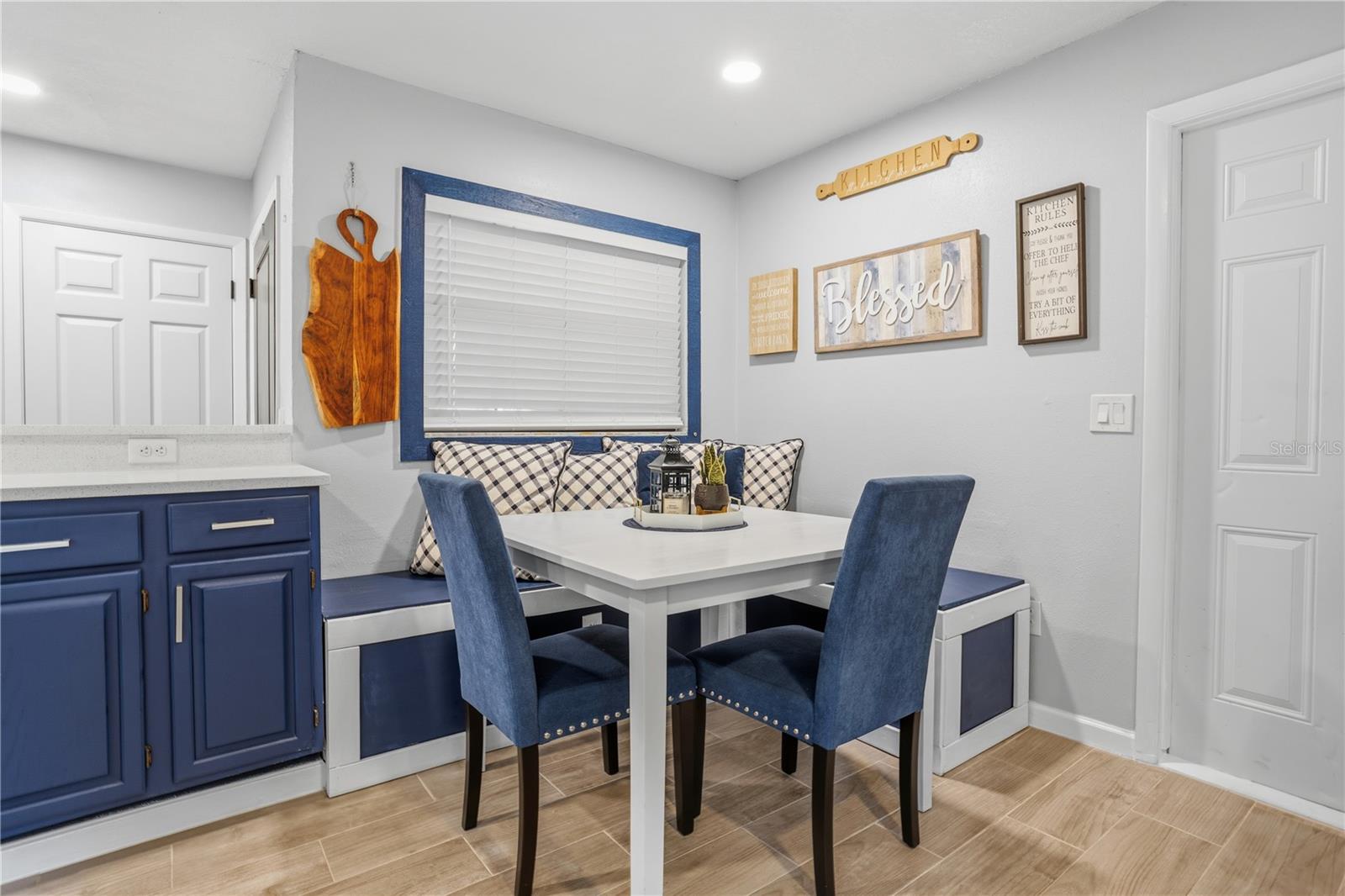 Image 6 of 27 For 354 Hickory Drive