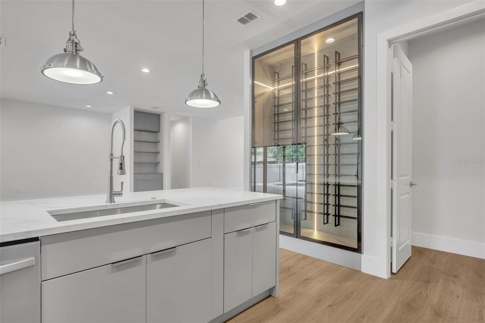 Image 19 of 46 For 102 Bell Place