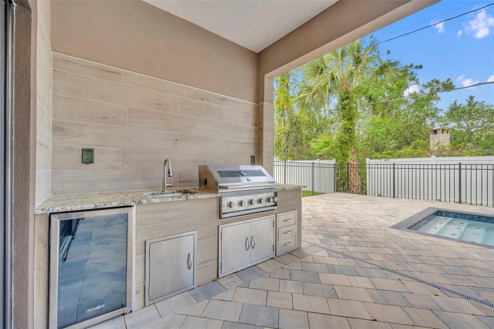 Image 40 of 46 For 102 Bell Place