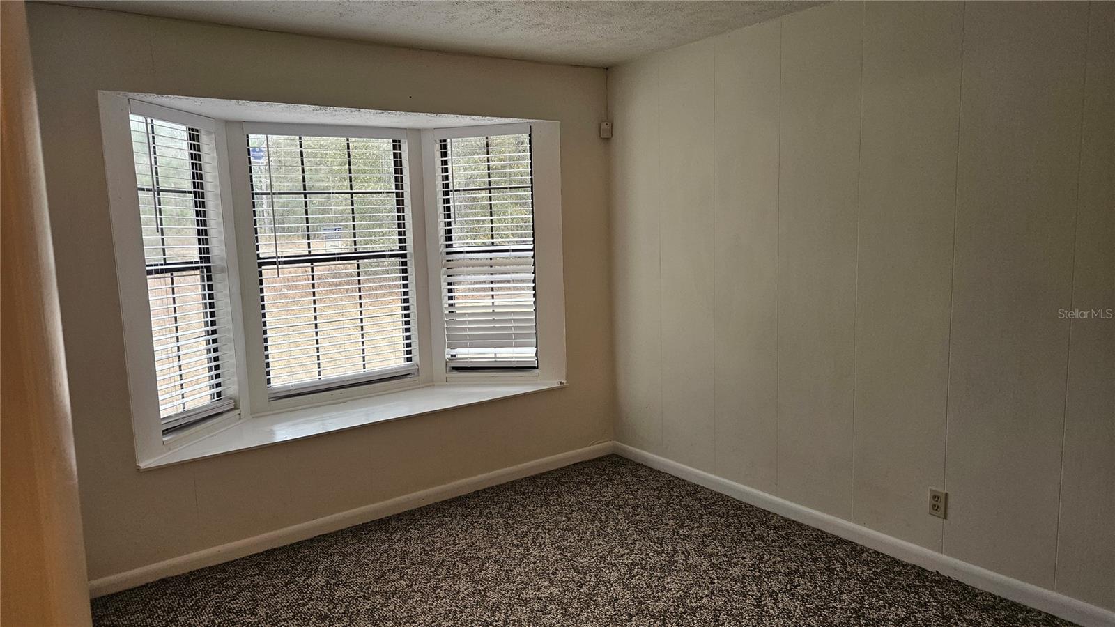 Image 11 of 28 For 5327 11th Street