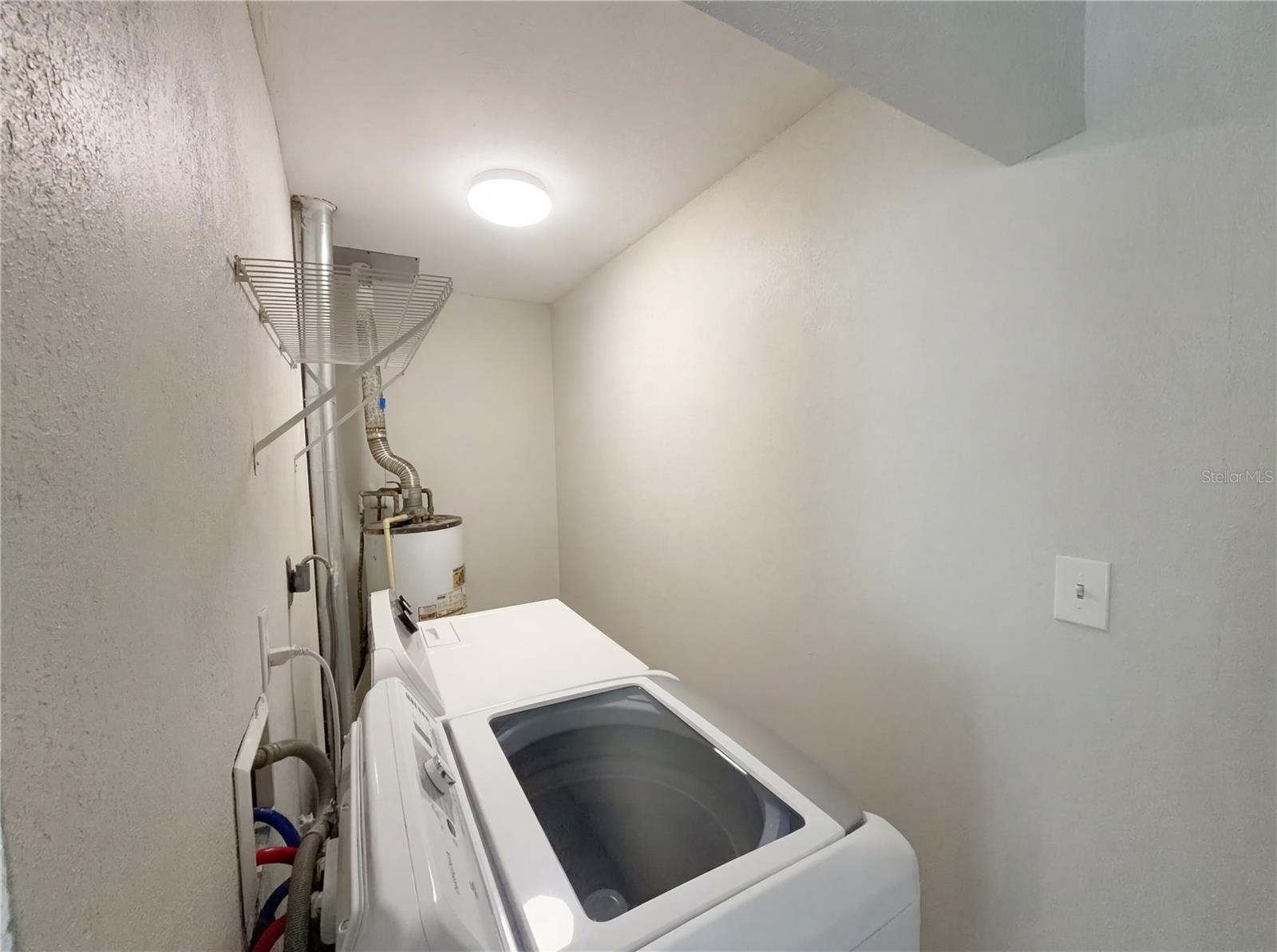 Image 10 of 17 For 324 Bassedena Circle S