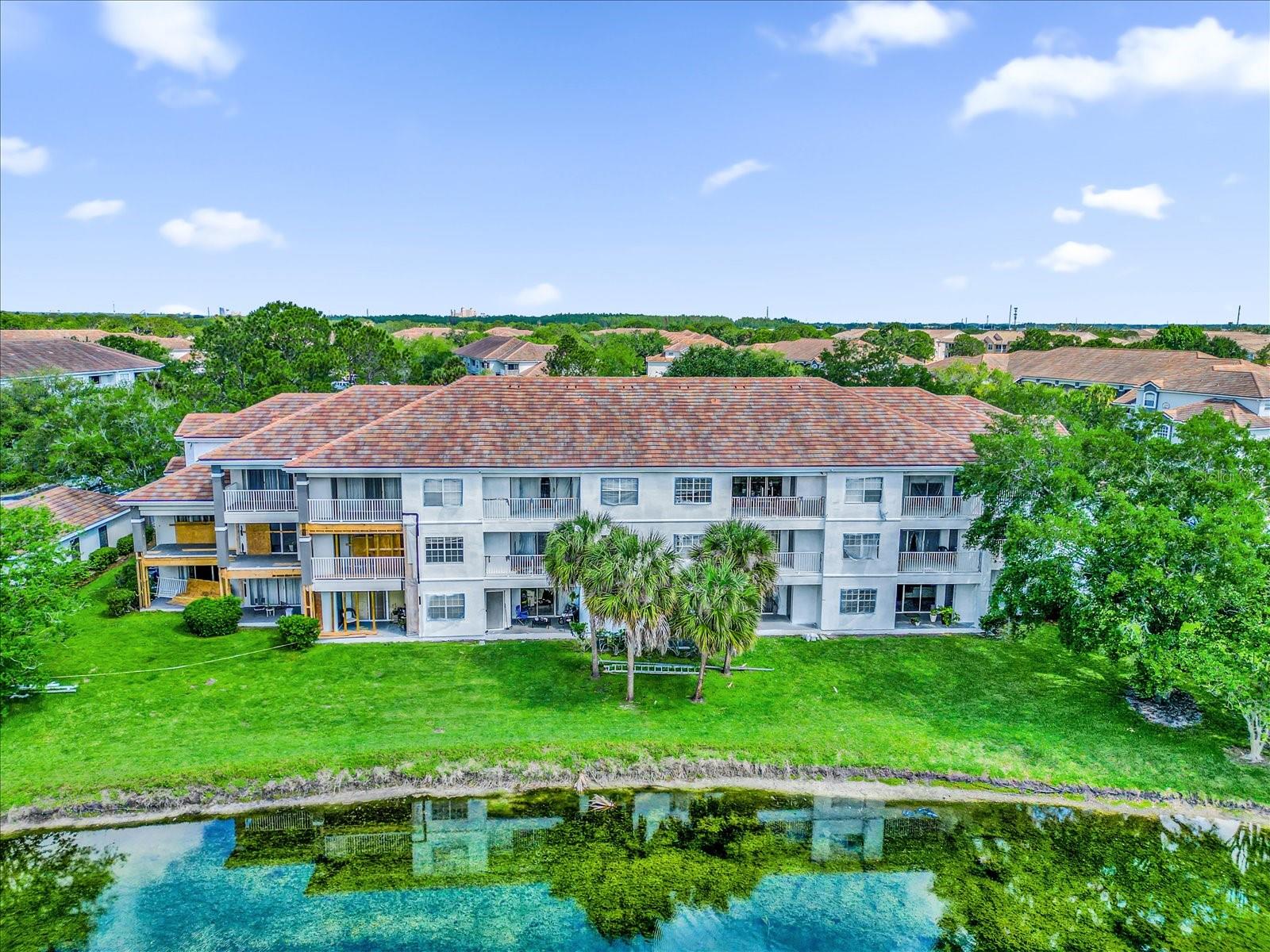 Image 3 of 22 For 13803 Fairway Island Drive 1626