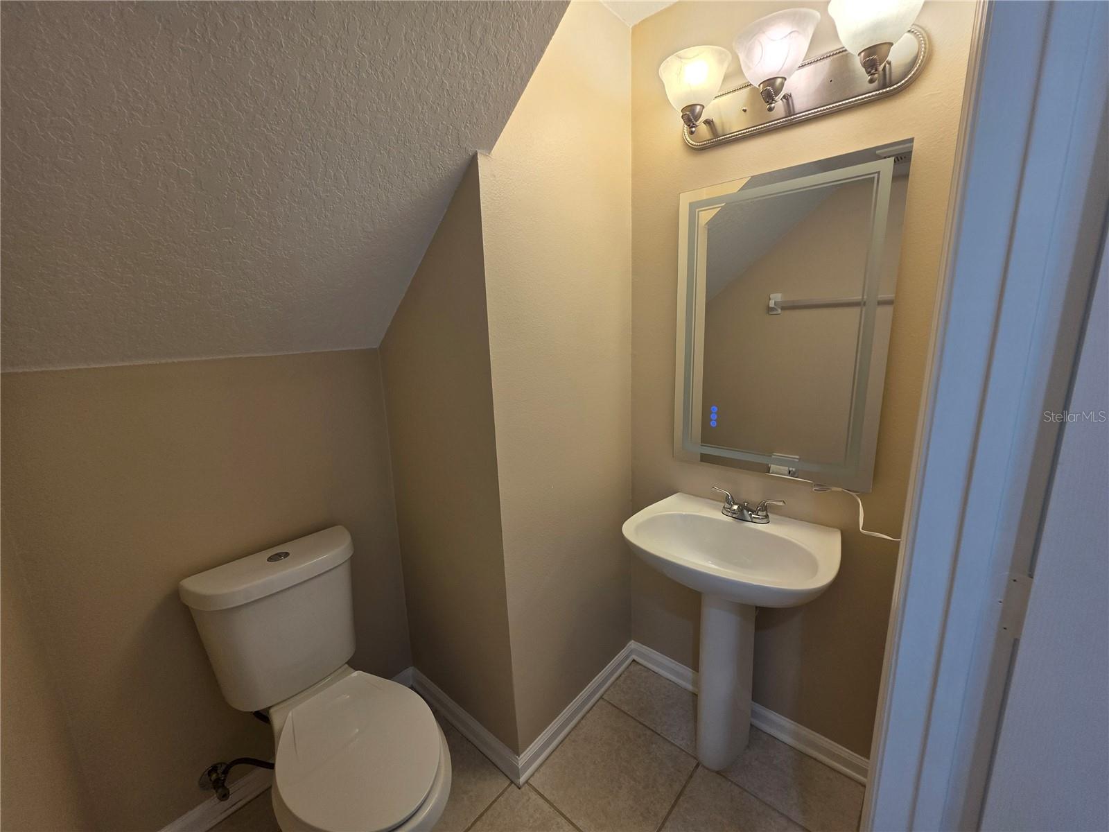 Image 20 of 34 For 289 Hanging Moss Circle