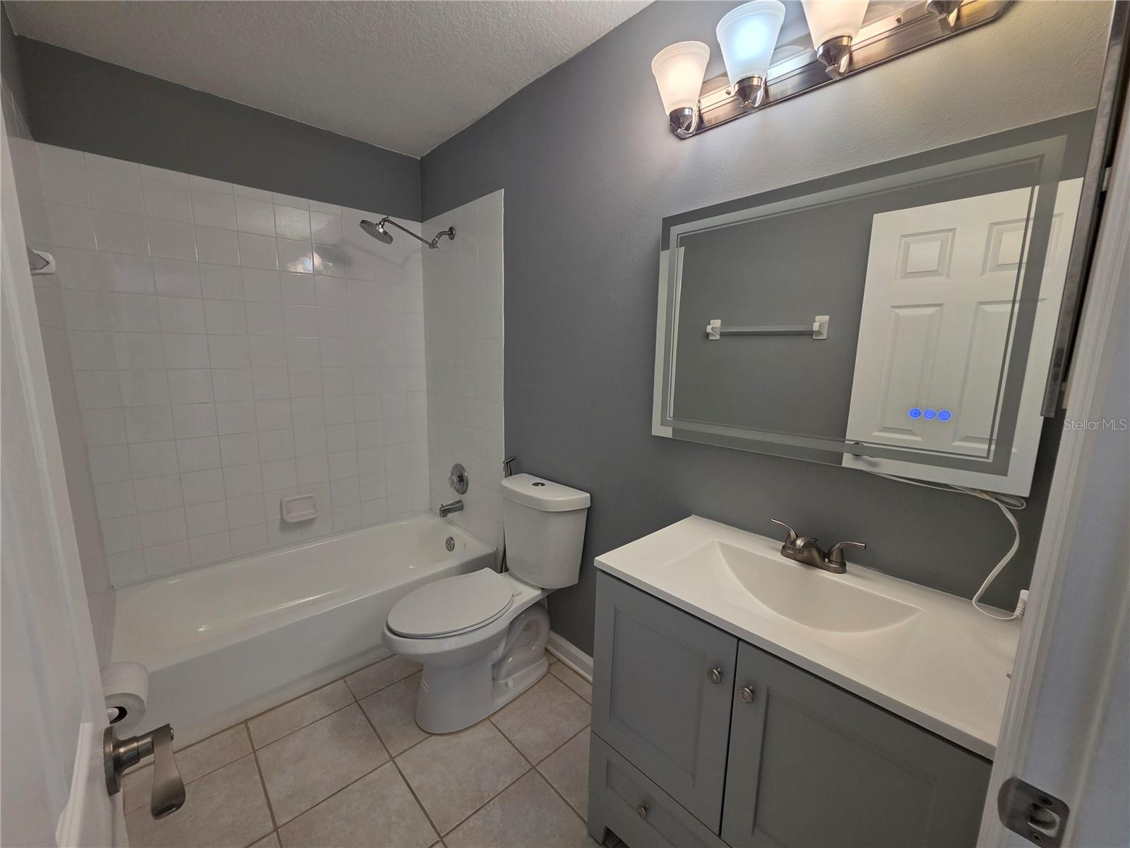 Image 23 of 34 For 289 Hanging Moss Circle