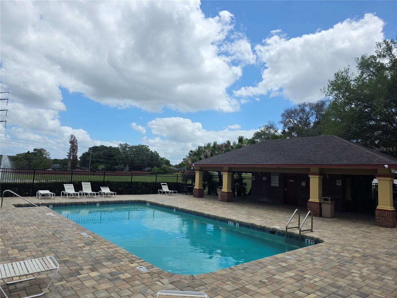 Image 30 of 34 For 289 Hanging Moss Circle