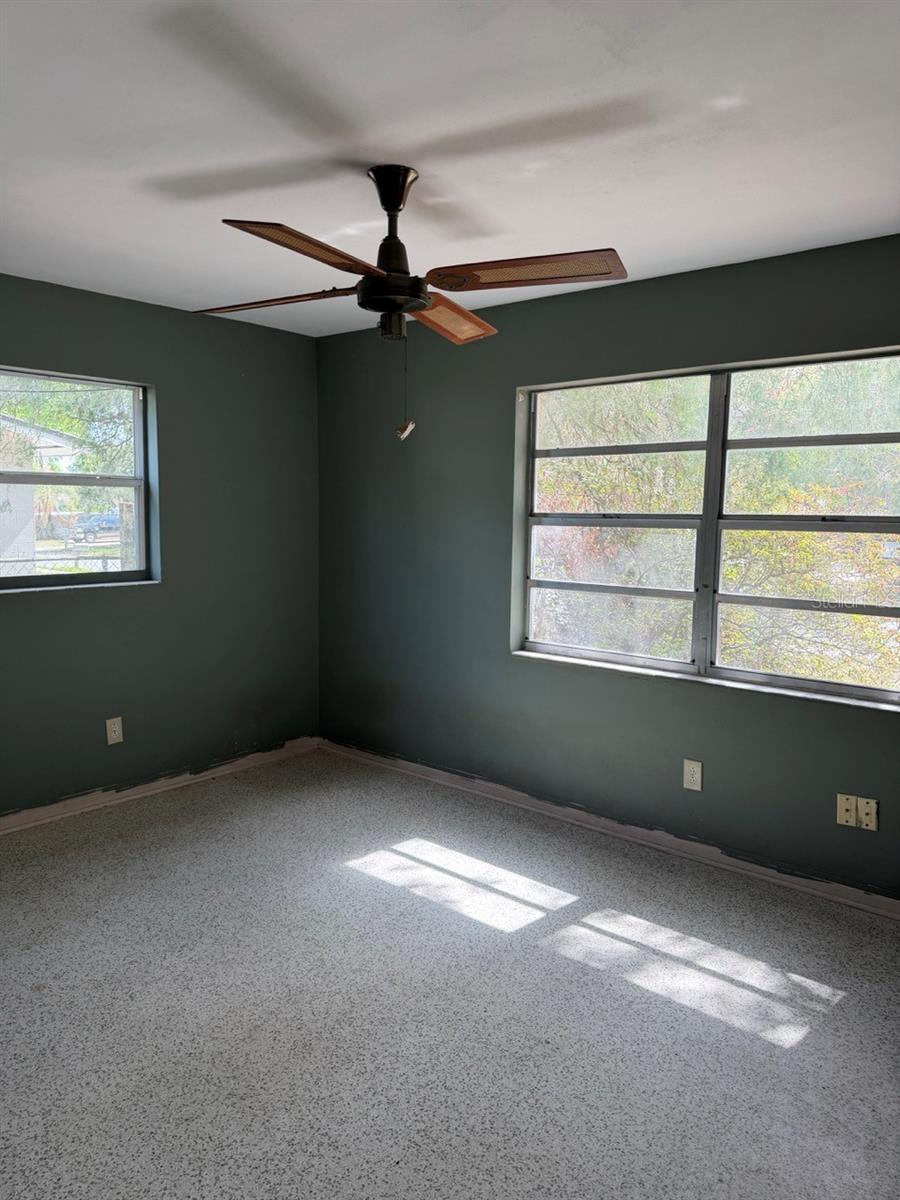 Image 12 of 13 For 120 Fairfax Avenue