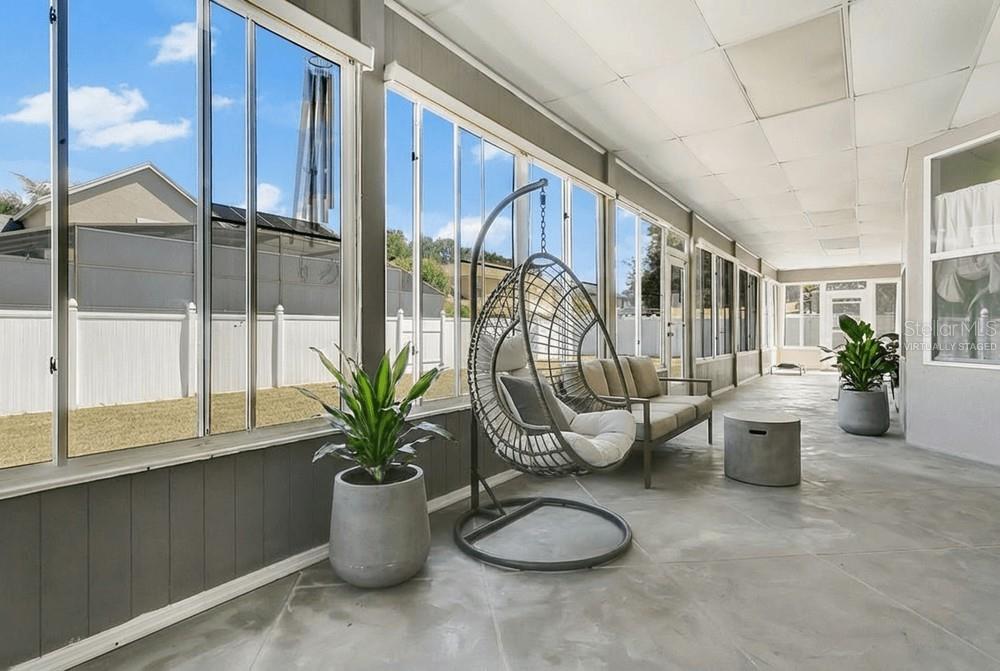 Listing photo id 35 for 3403 Gatlin Place Circle