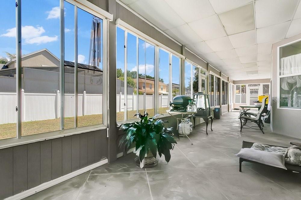 Listing photo id 36 for 3403 Gatlin Place Circle