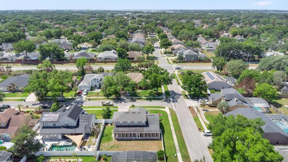 Listing photo id 46 for 3403 Gatlin Place Circle