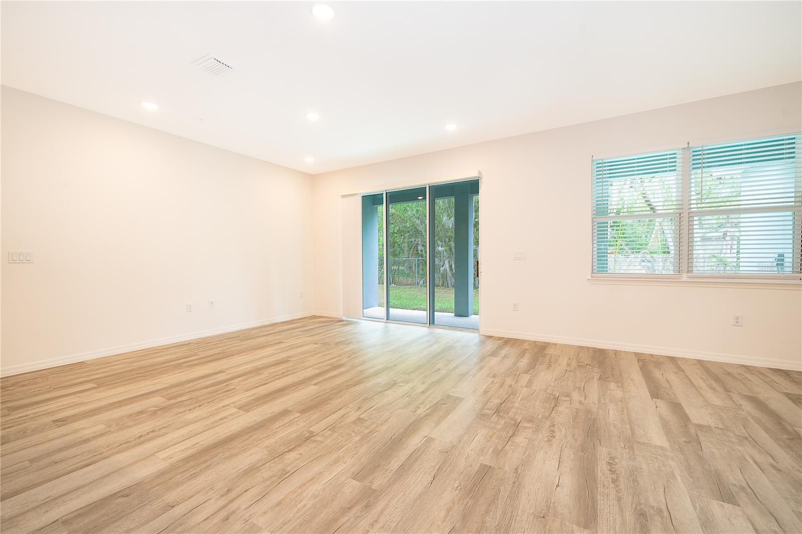 Image 12 of 32 For 5261 Luisa Court