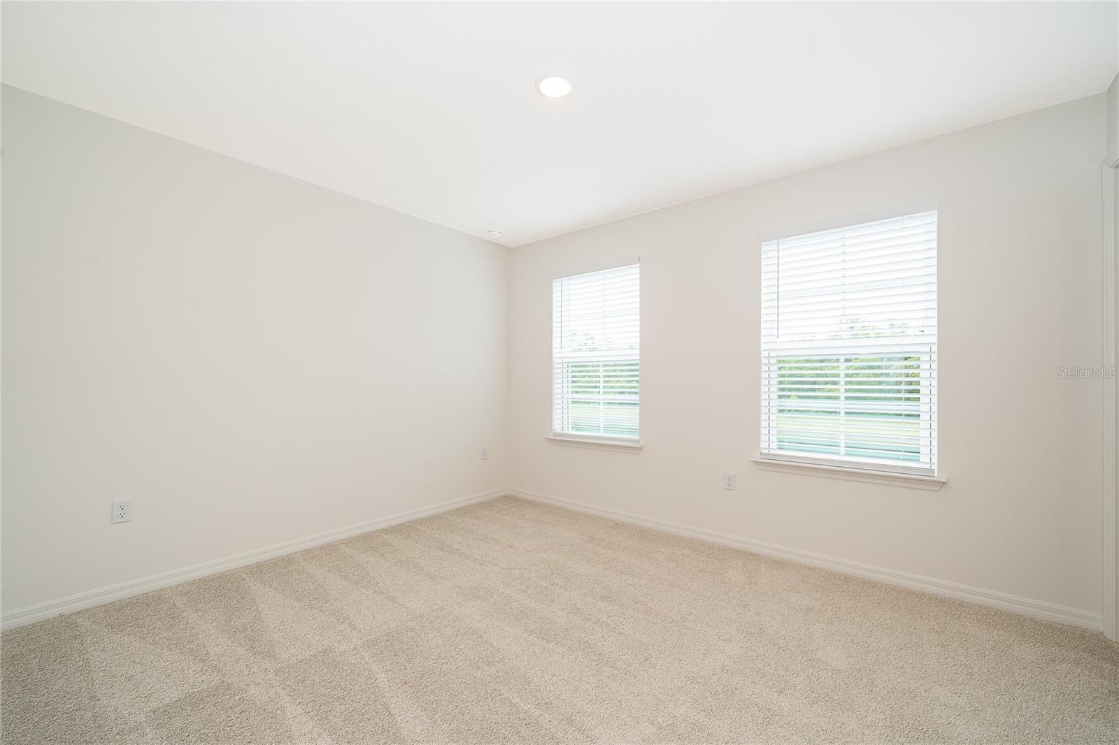 Image 18 of 32 For 5261 Luisa Court