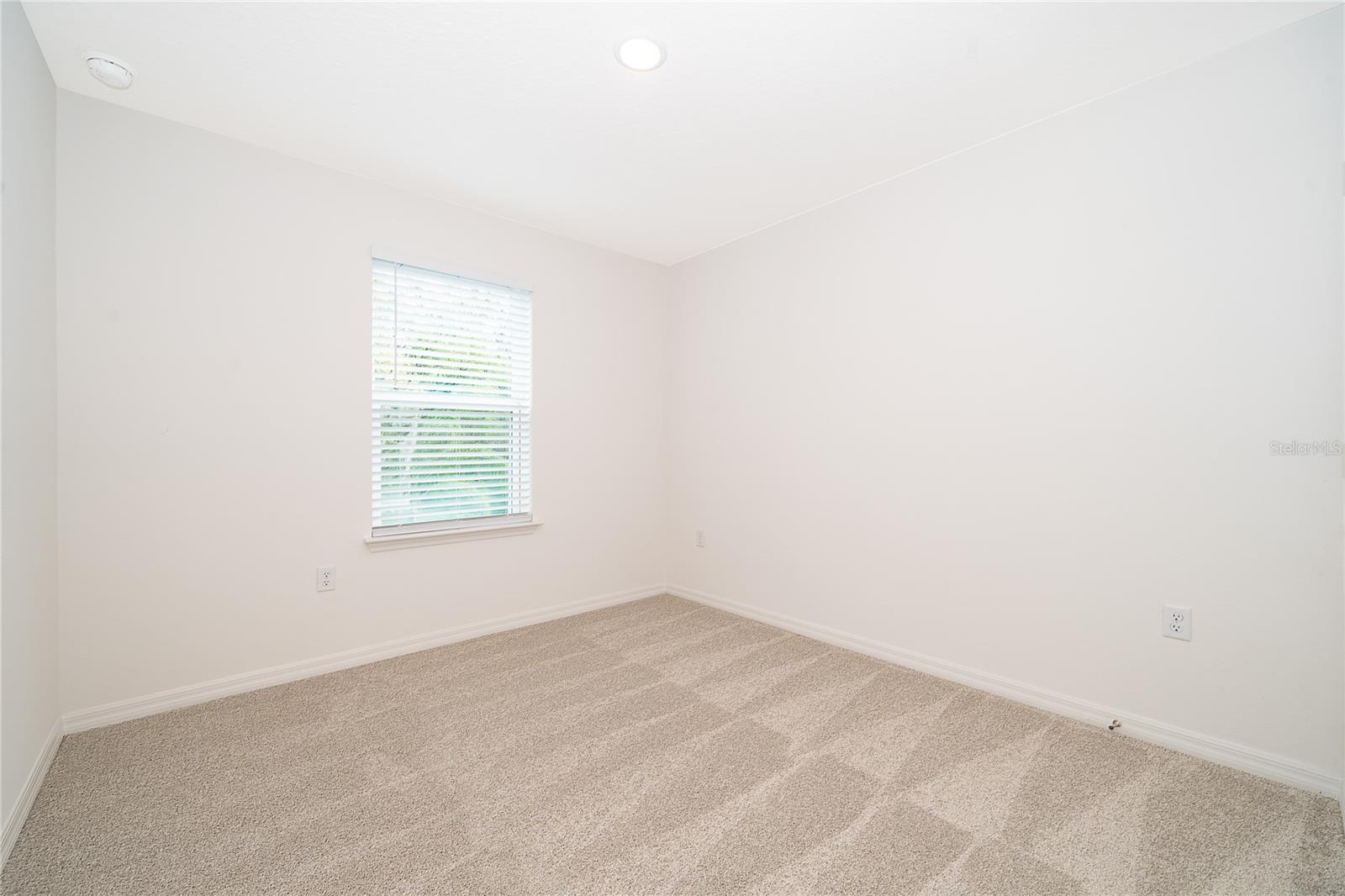 Image 22 of 32 For 5261 Luisa Court